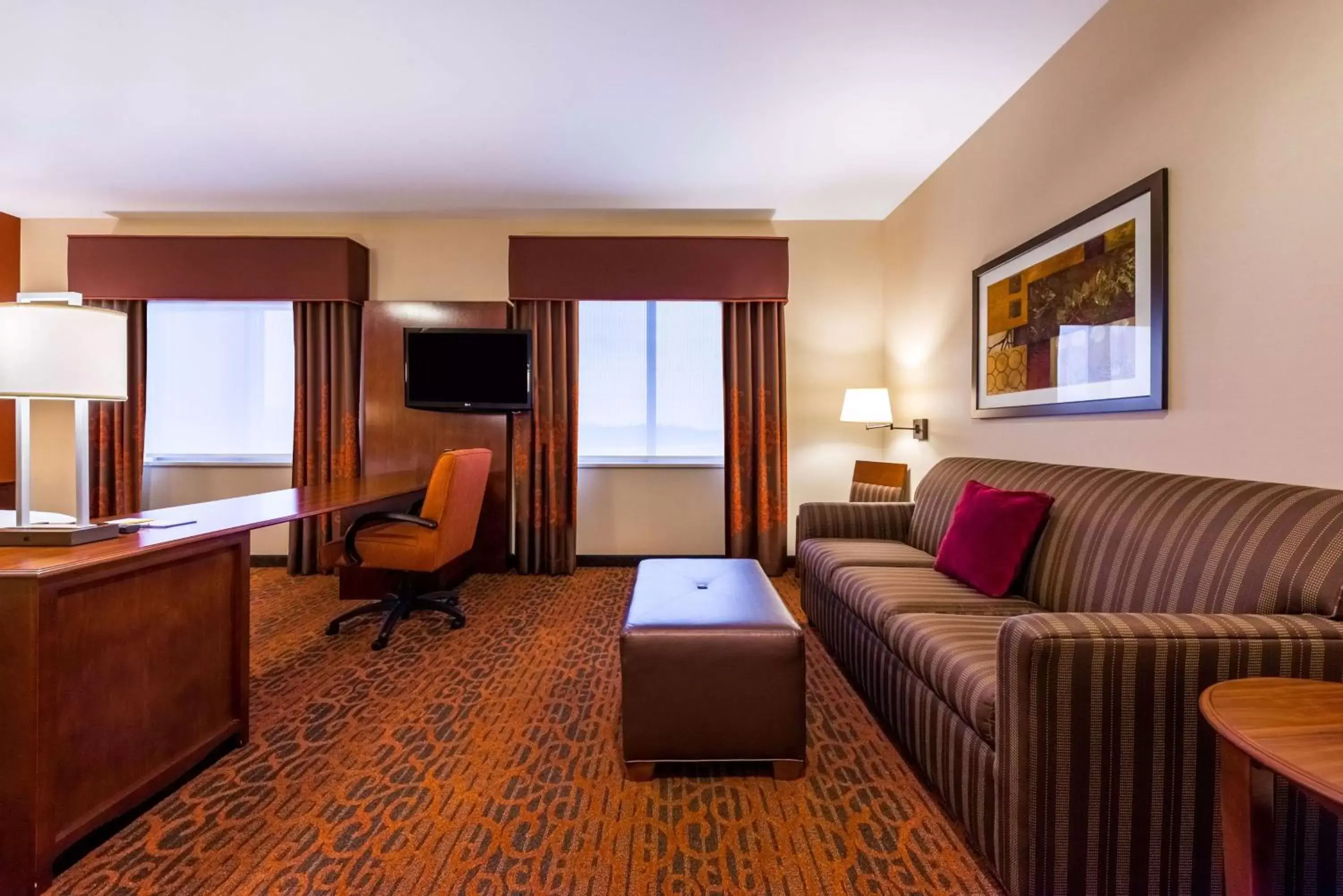 Bedroom, Seating Area in Hampton Inn & Suites Boulder North