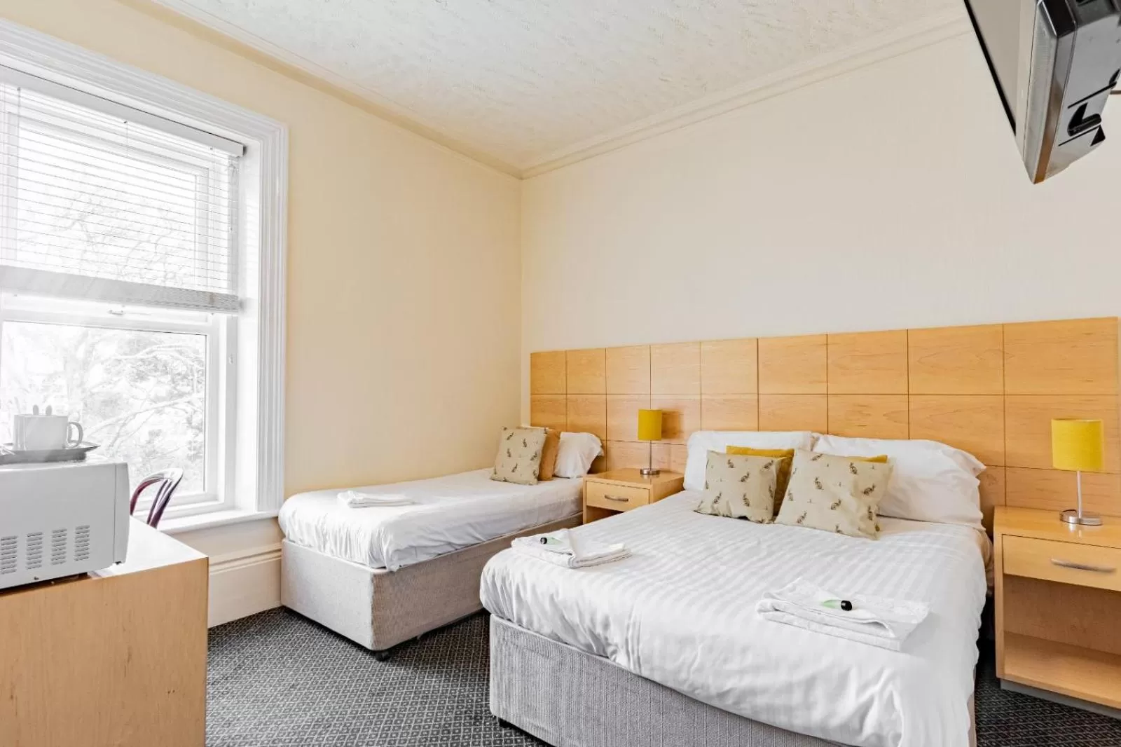 Bedroom, Bed in Brooklands Lodge