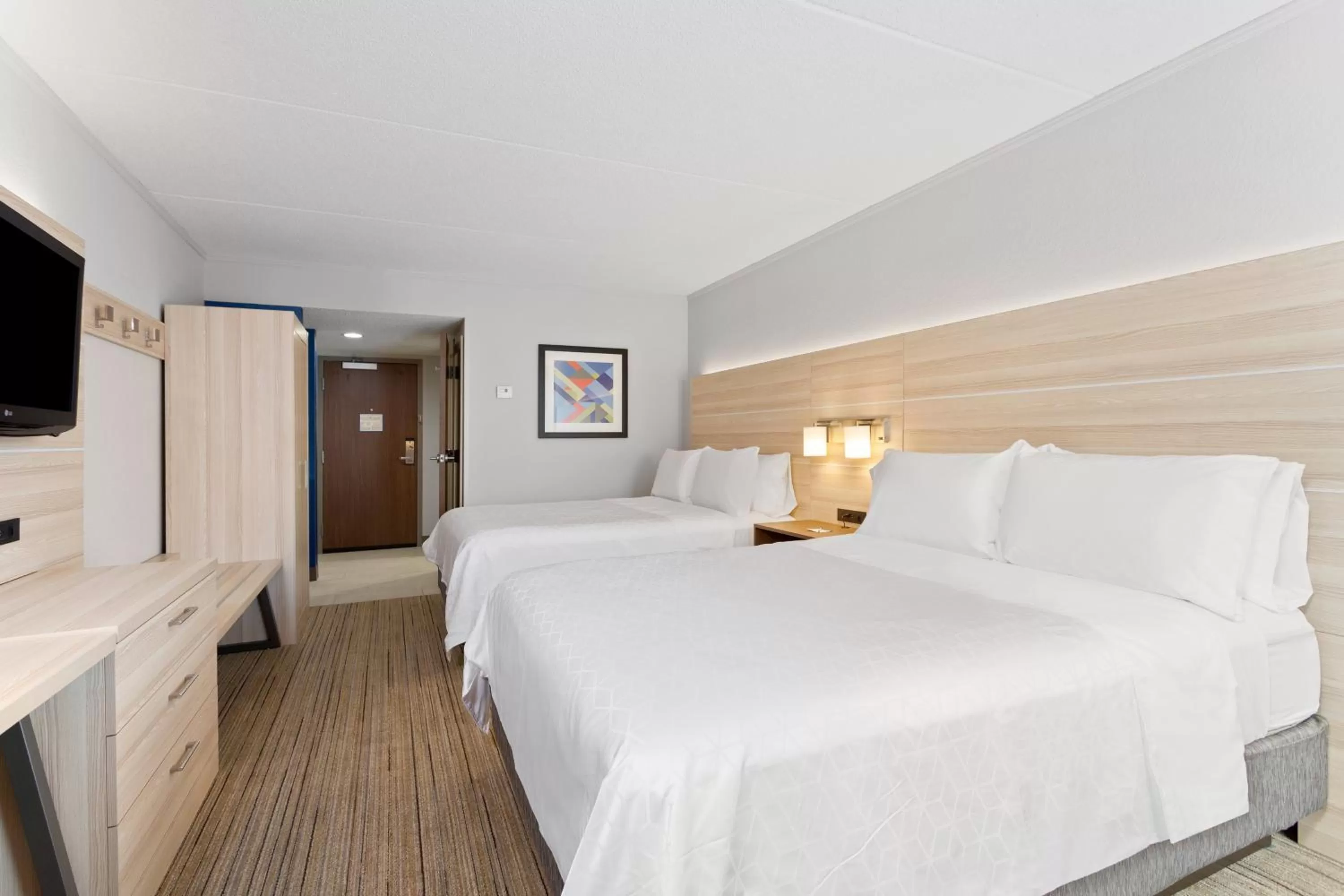 Photo of the whole room, Bed in Holiday Inn Express Hopewell - Fort Lee by IHG