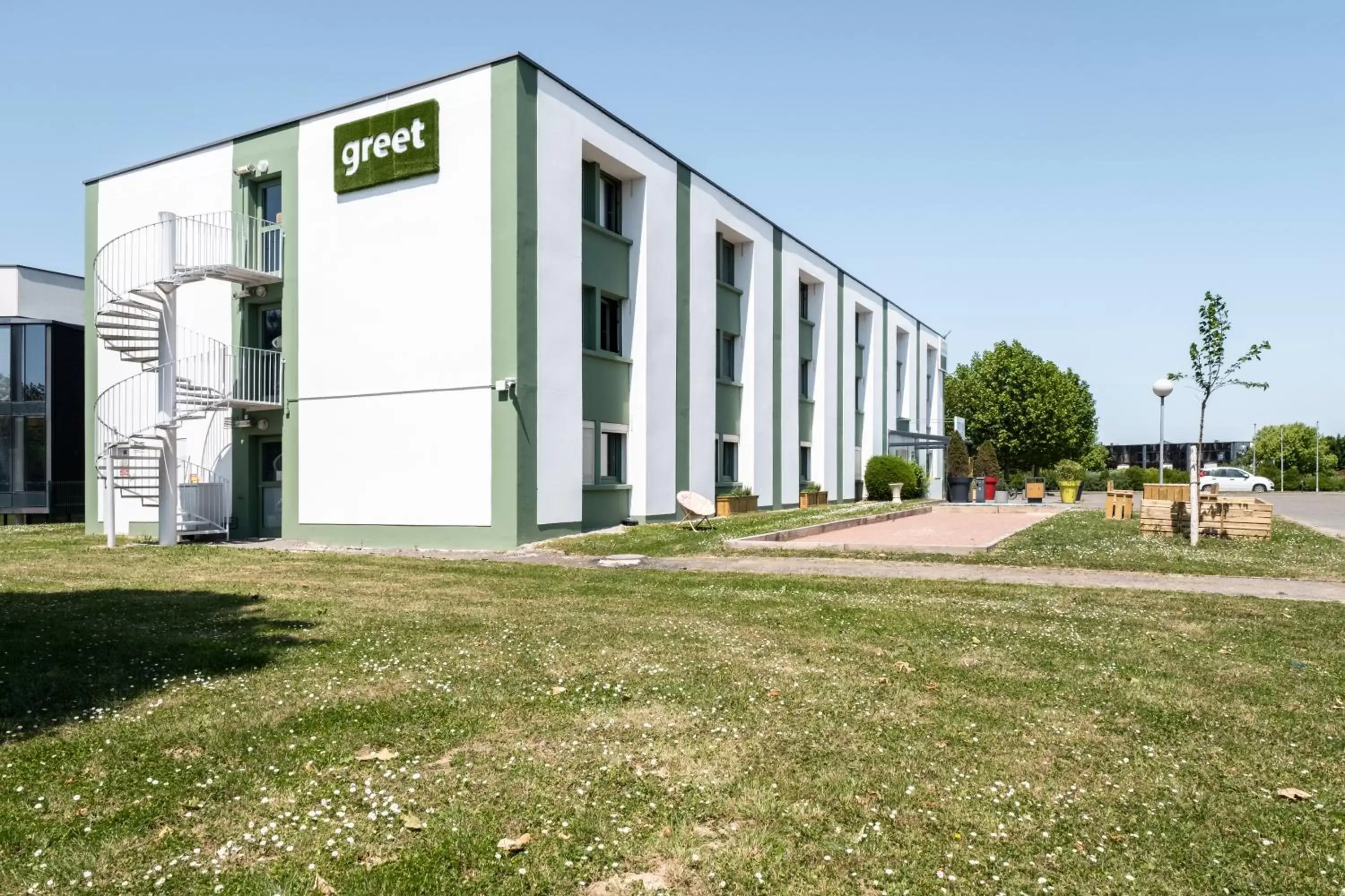 Facade/entrance, Property Building in greet Chartres Est