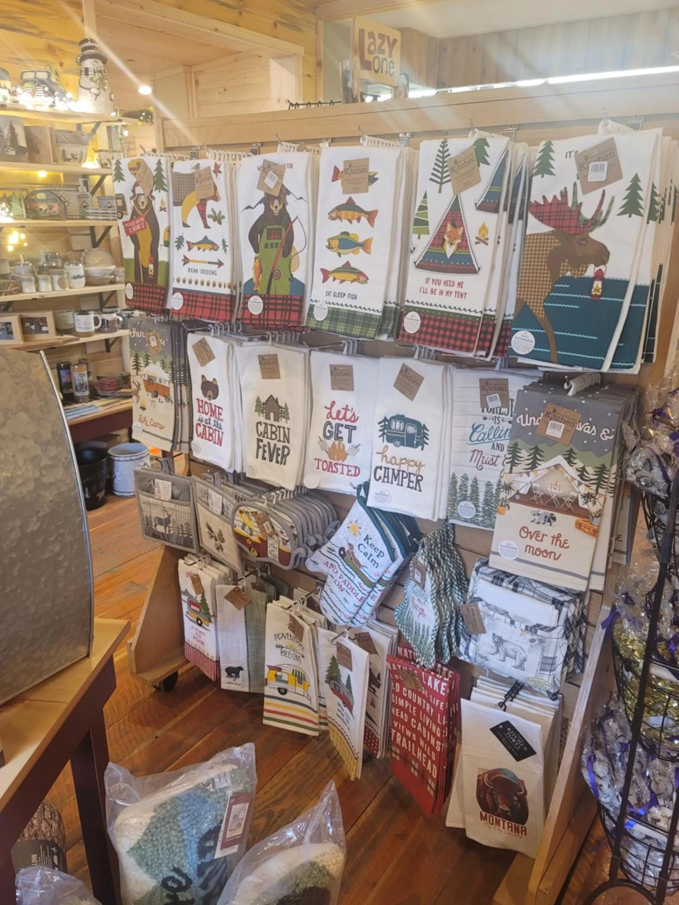 Riverfront Motel & Cabins