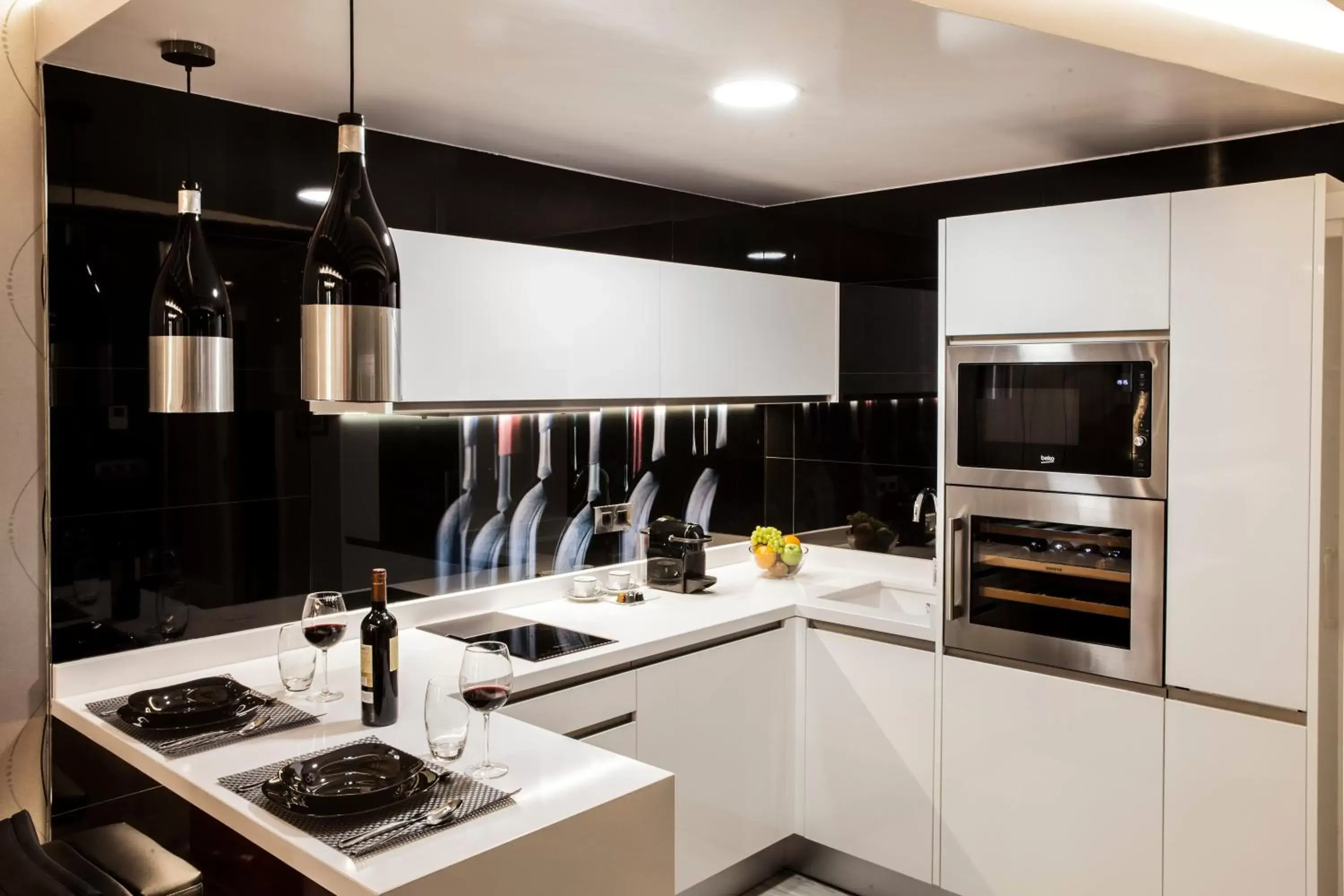 Kitchen or kitchenette, Kitchen/Kitchenette in Wine & Soul Suites