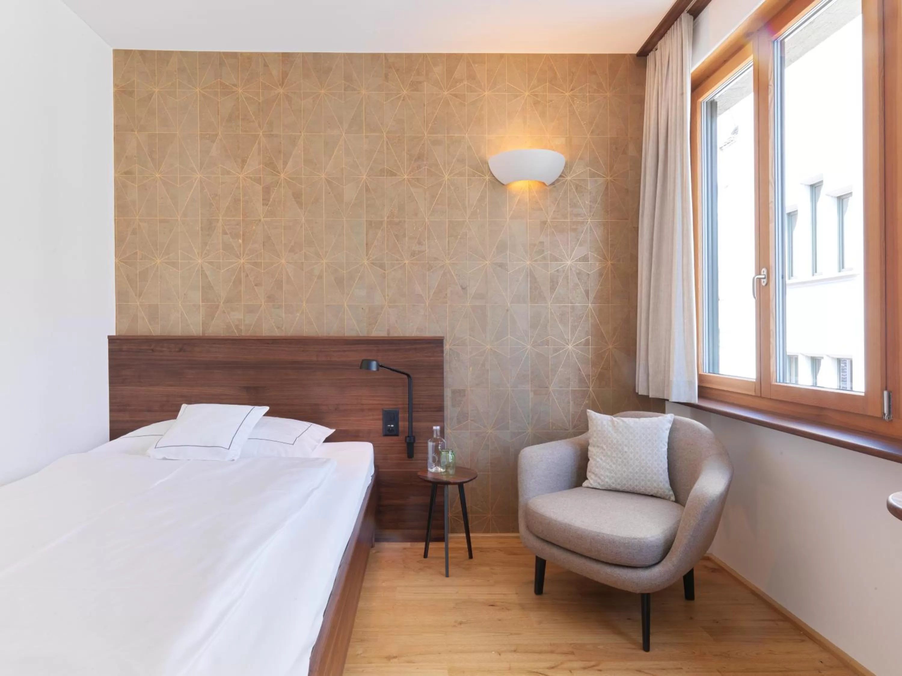 Photo of the whole room, Bed in City-Hotel Ochsen