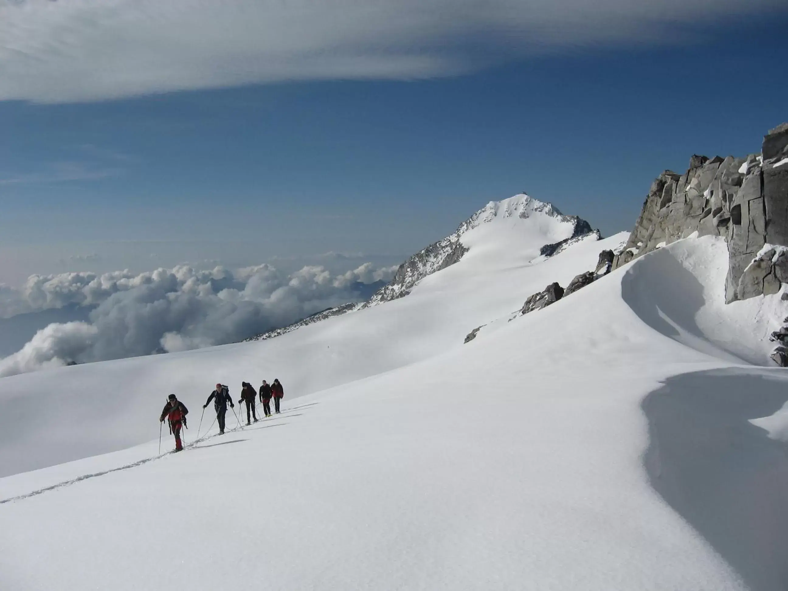 Hiking, Skiing in Beverly Hotel