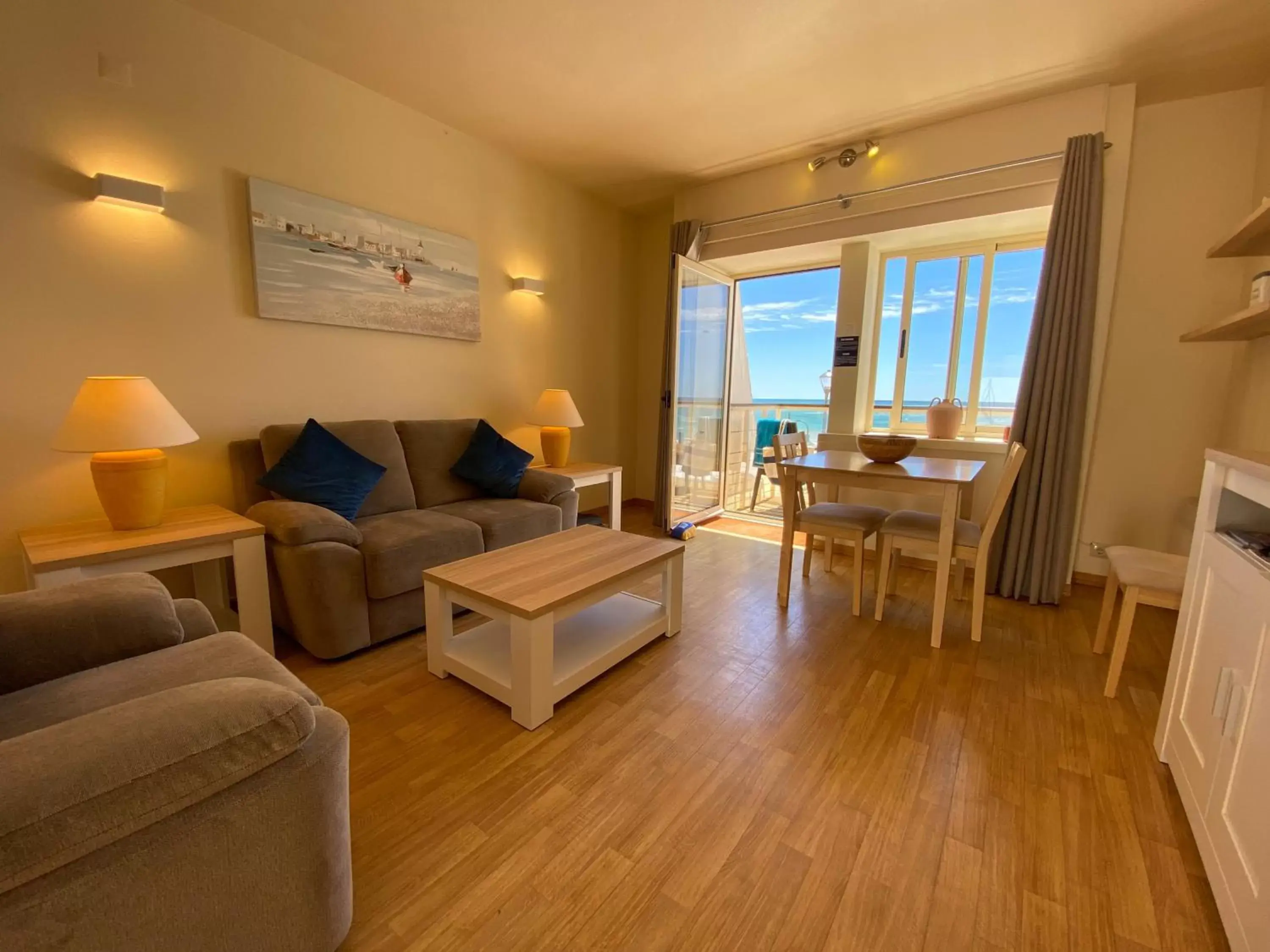 Living room, Seating Area in Luz Beach Apartments