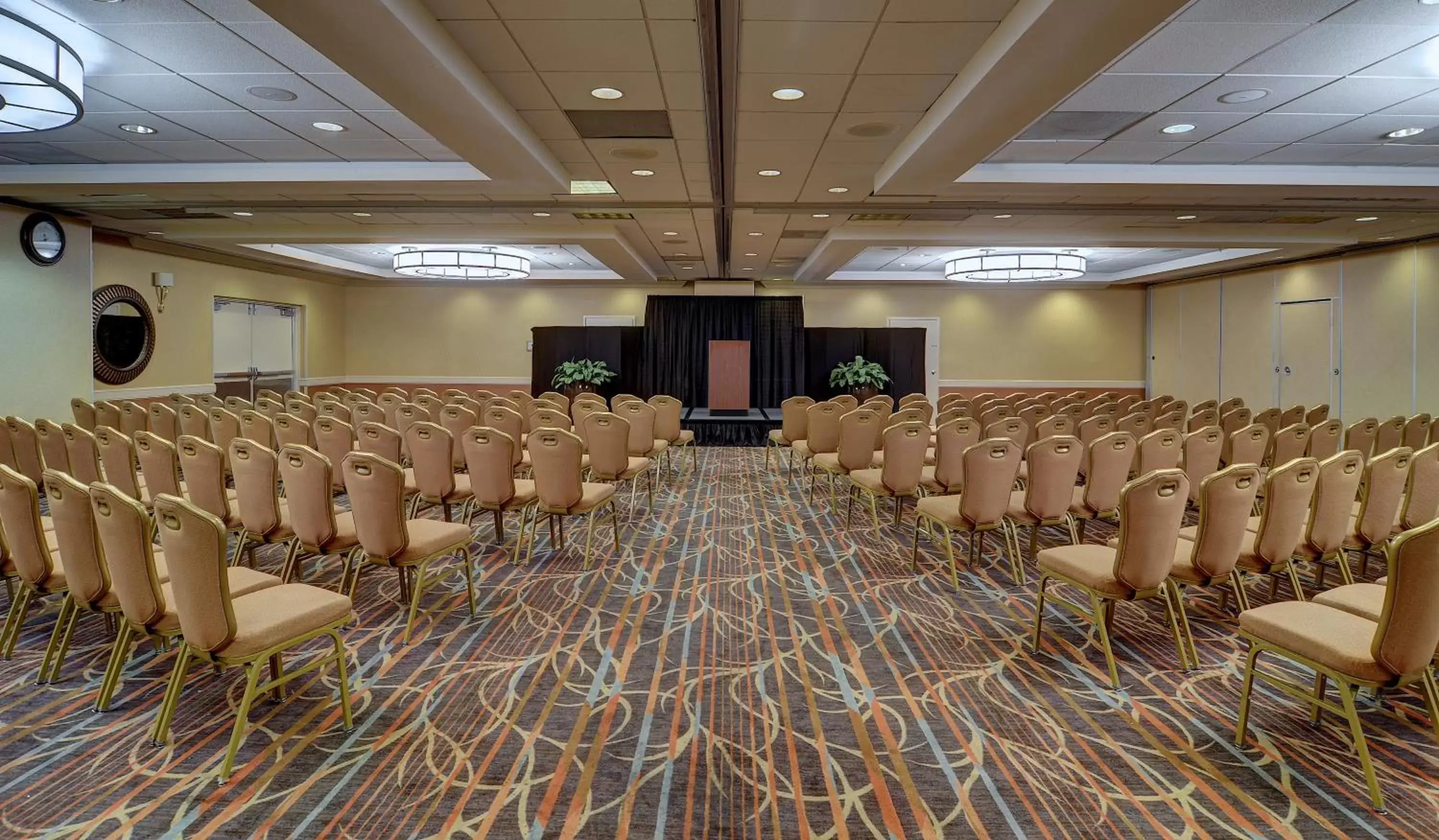 Meeting/conference room in Holiday Inn Gaithersburg, an IHG Hotel