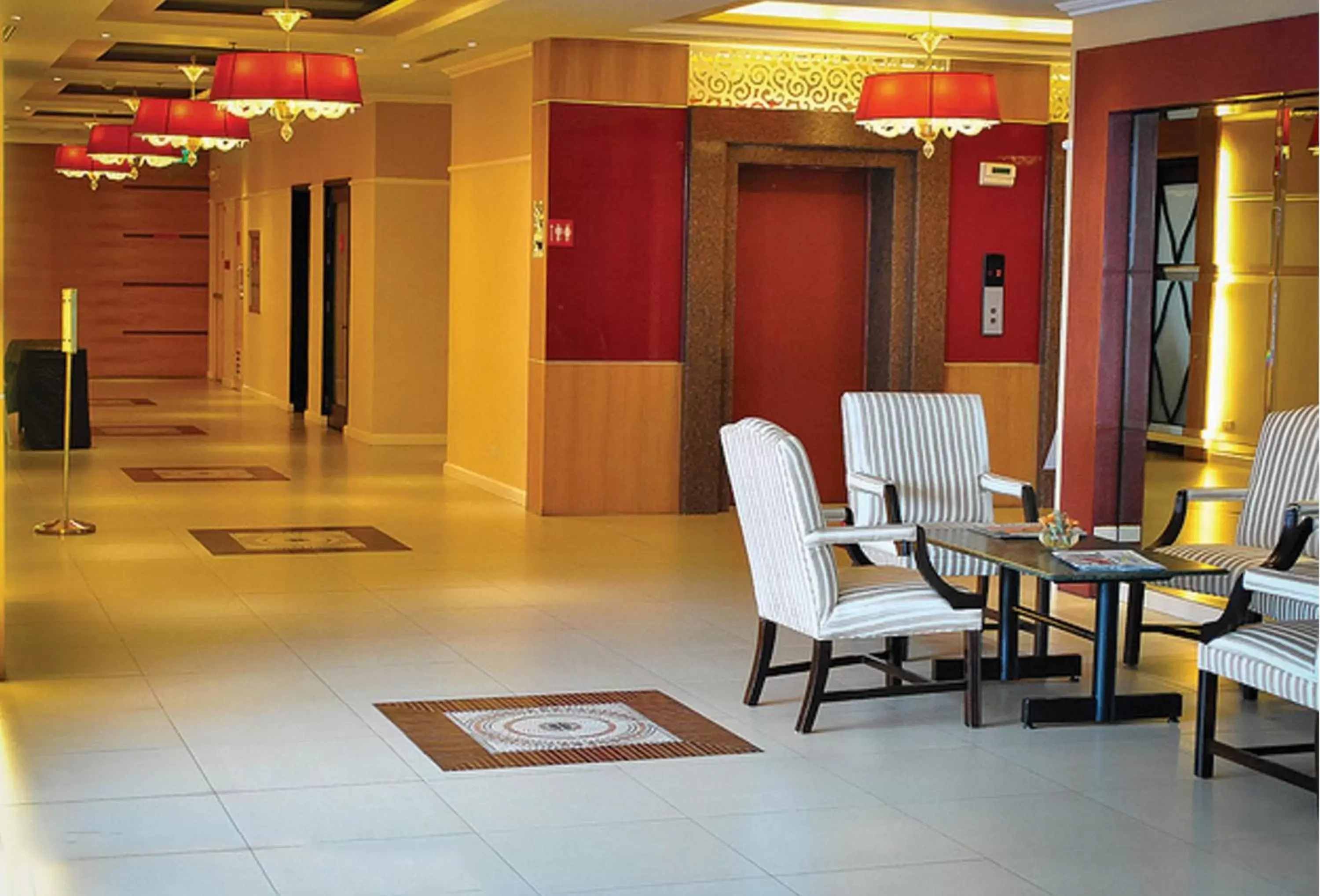 Lobby or reception in Hotel Elizabeth Cebu