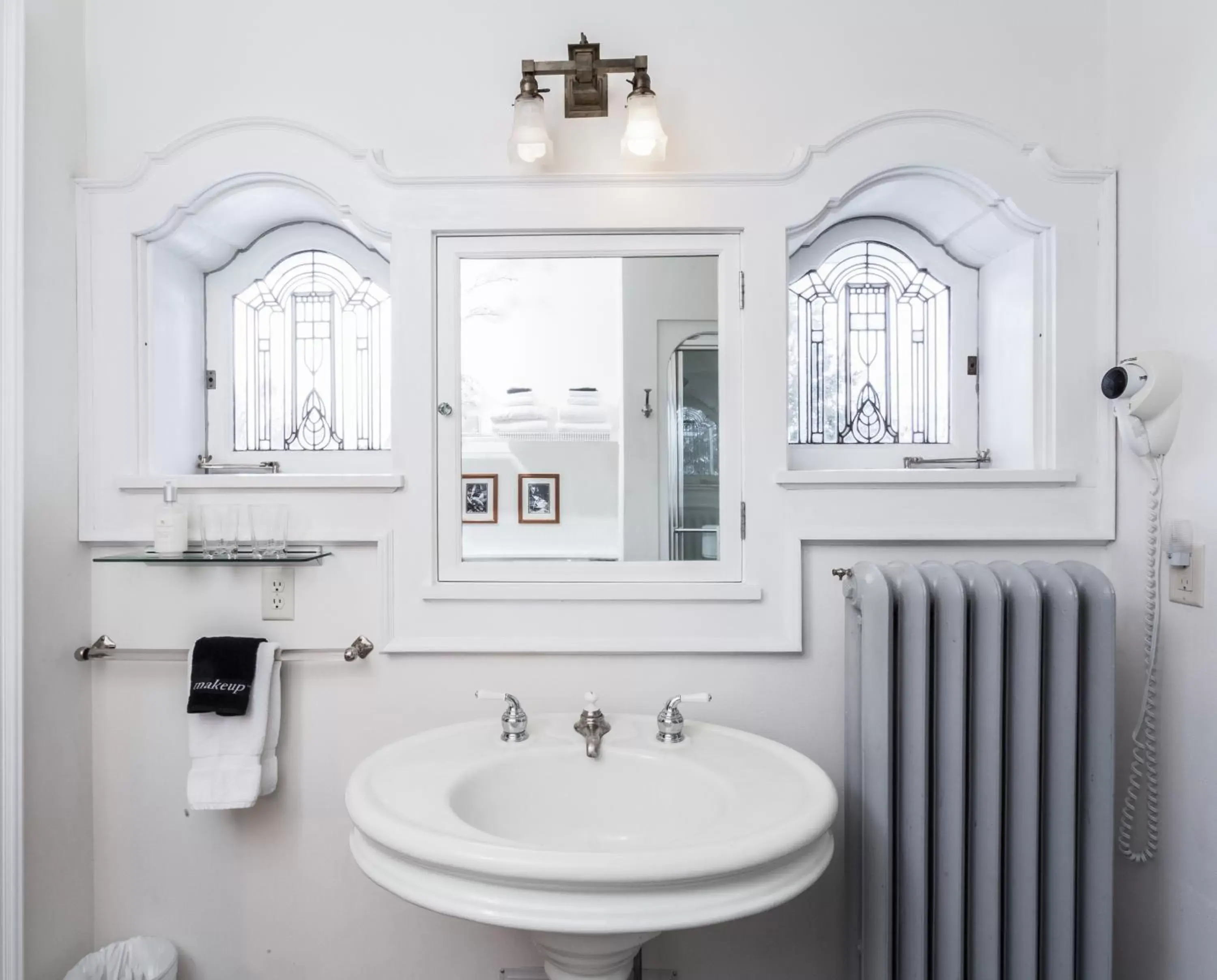 Bathroom in Stewart Inn