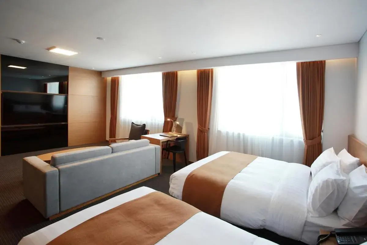 Bed in Gangneung City Hotel