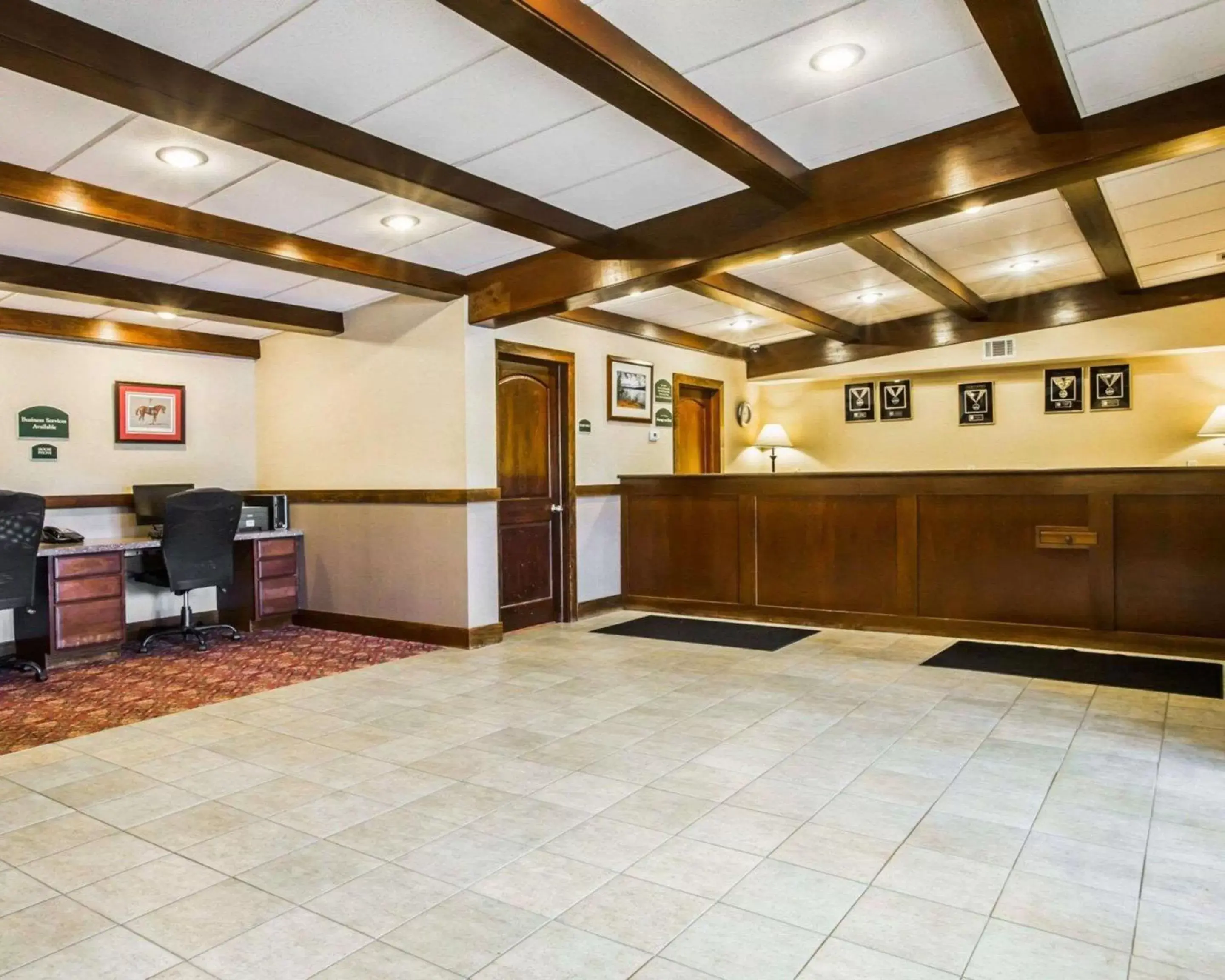 Lobby or reception in Clarion Inn & Suites Lake George