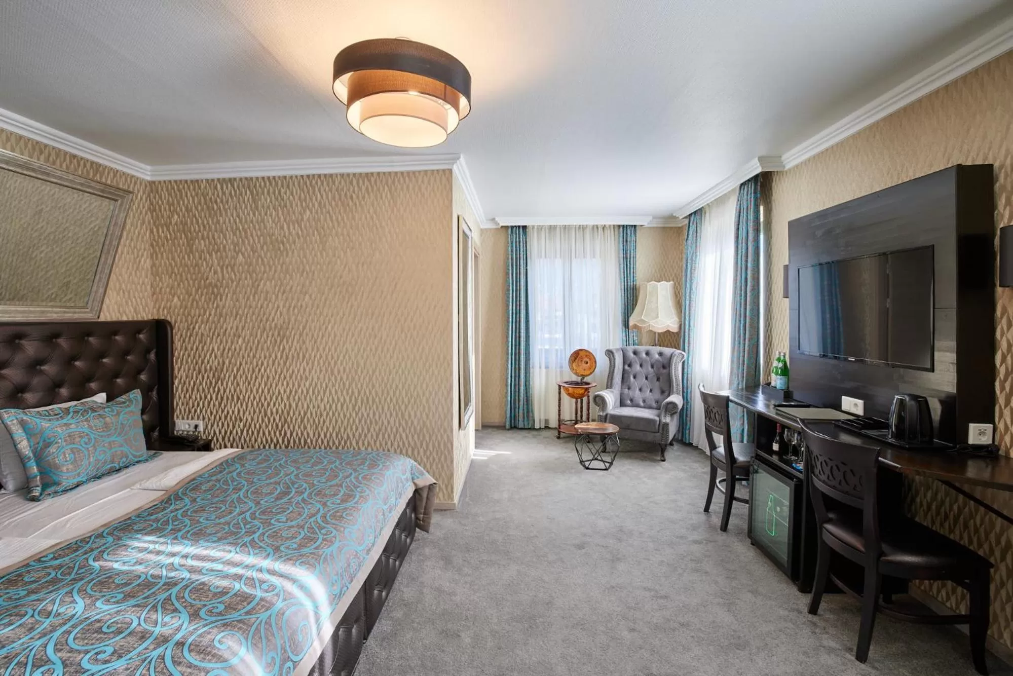 Photo of the whole room in Atlas Posthotel