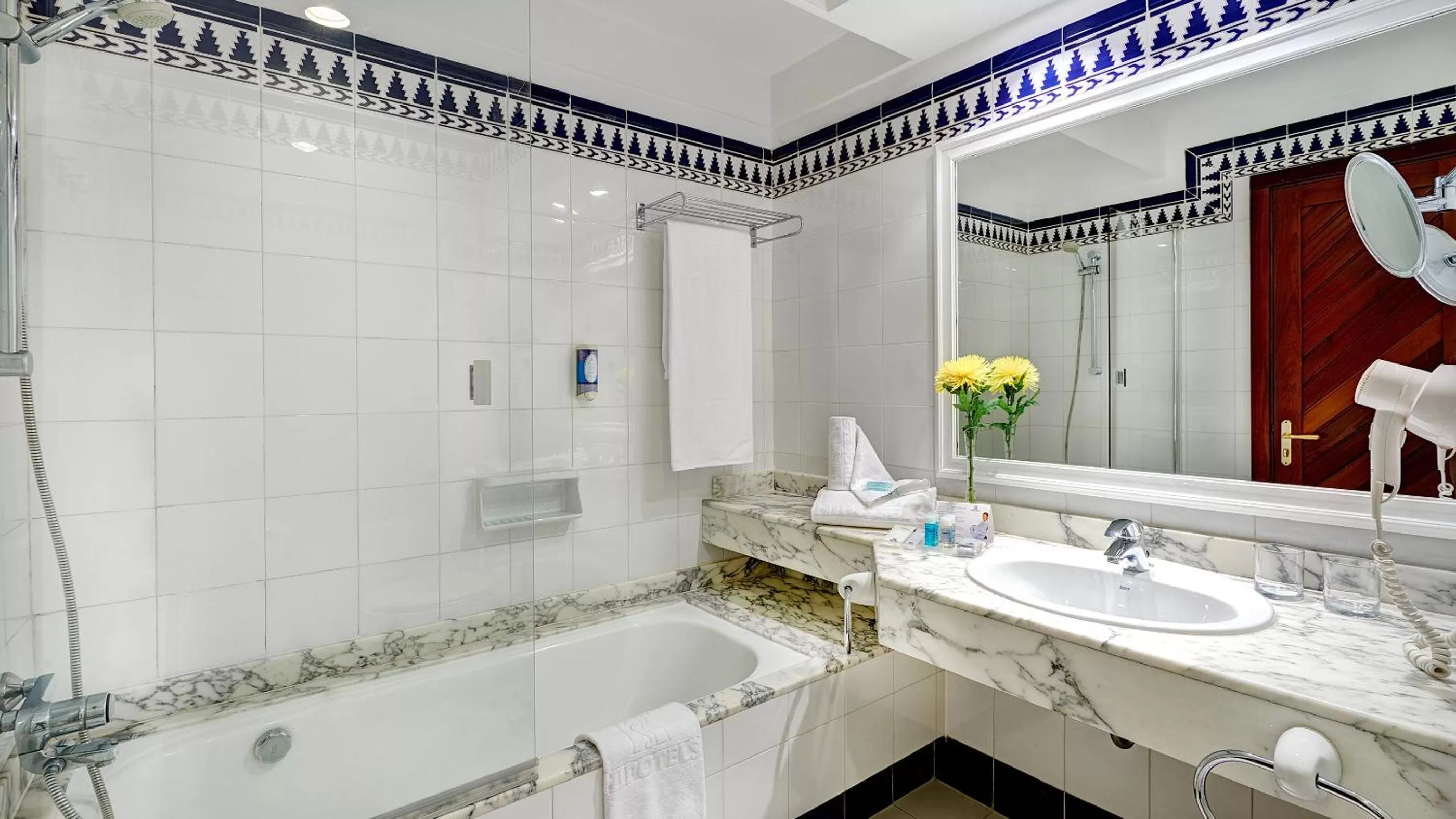 Triple Room in Hipotels La Geria