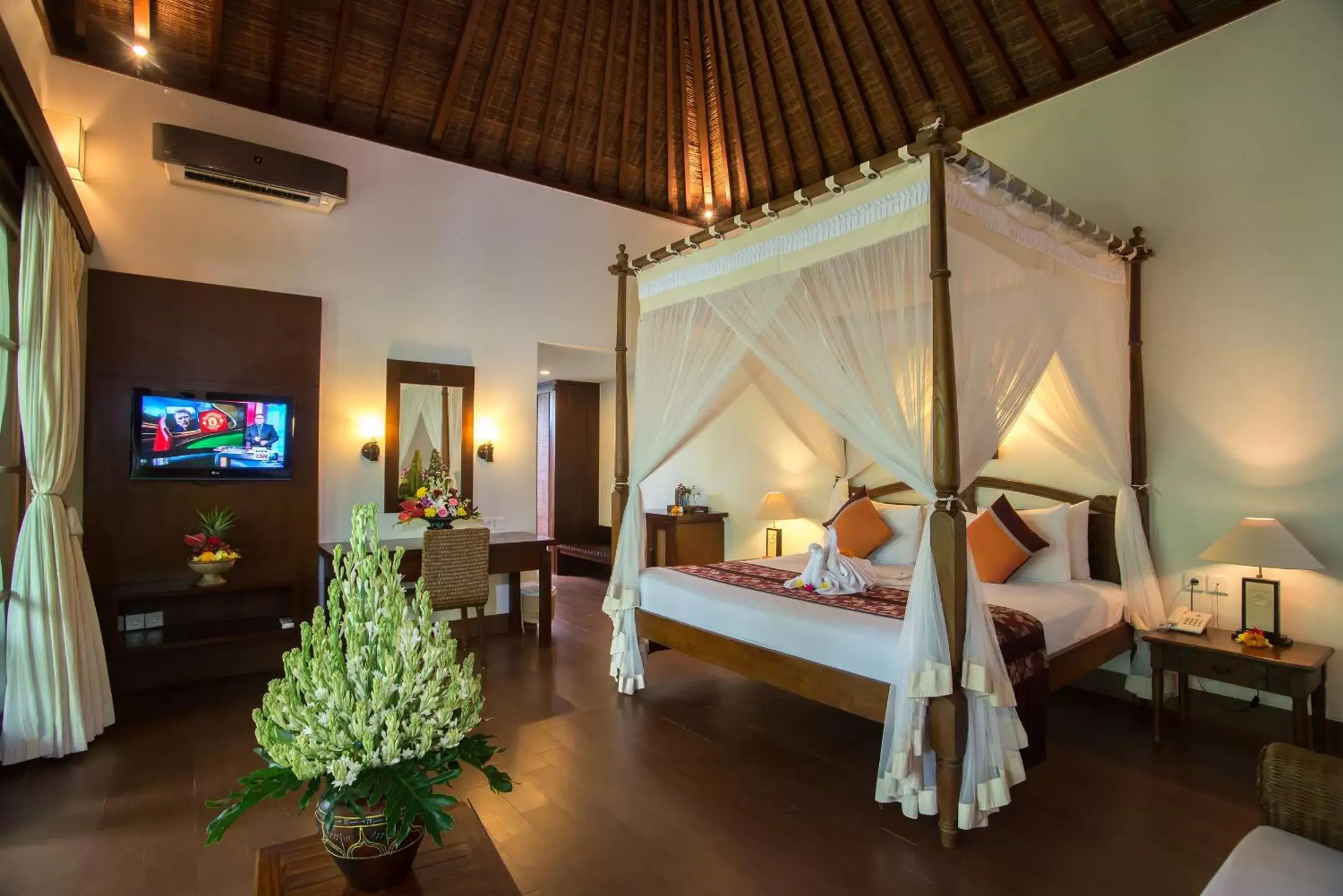 Bathroom, Bed in Kori Ubud Resort, Restaurant & Spa