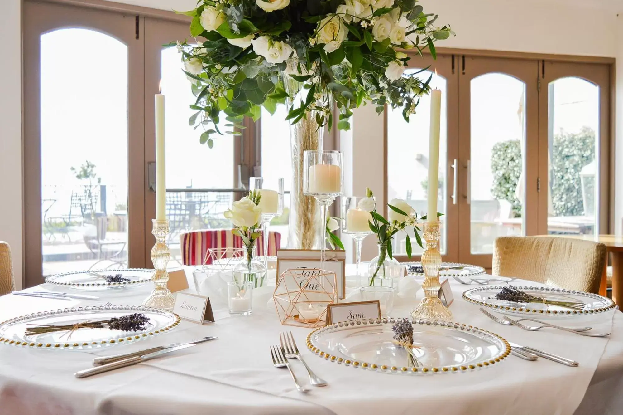 Food and drinks in Pebble Beach Seaview Restaurant & Rooms Food and drinks in Pebble Beach Seaview Restaurant & Rooms