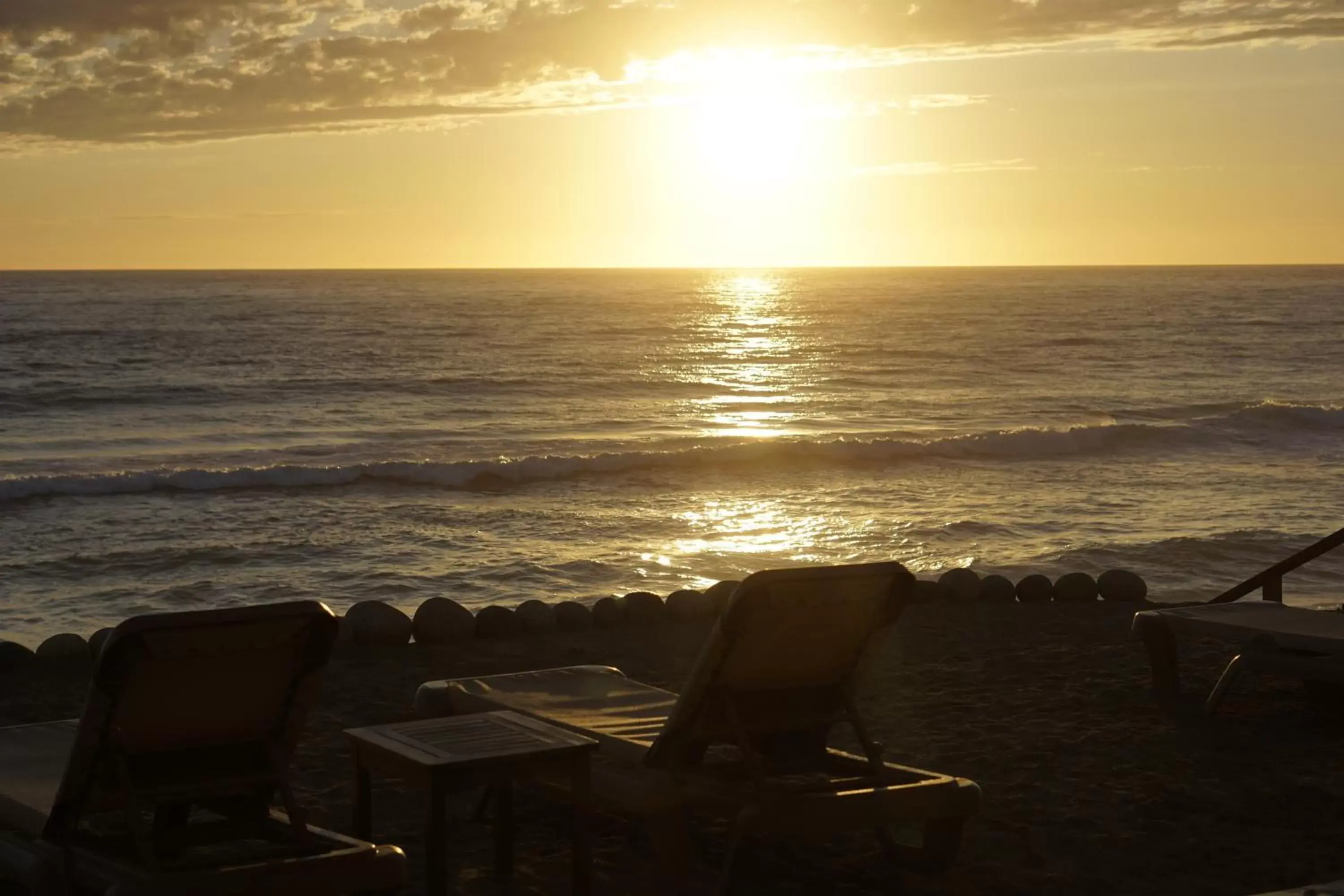 Sunset in Cerritos Beach Inn