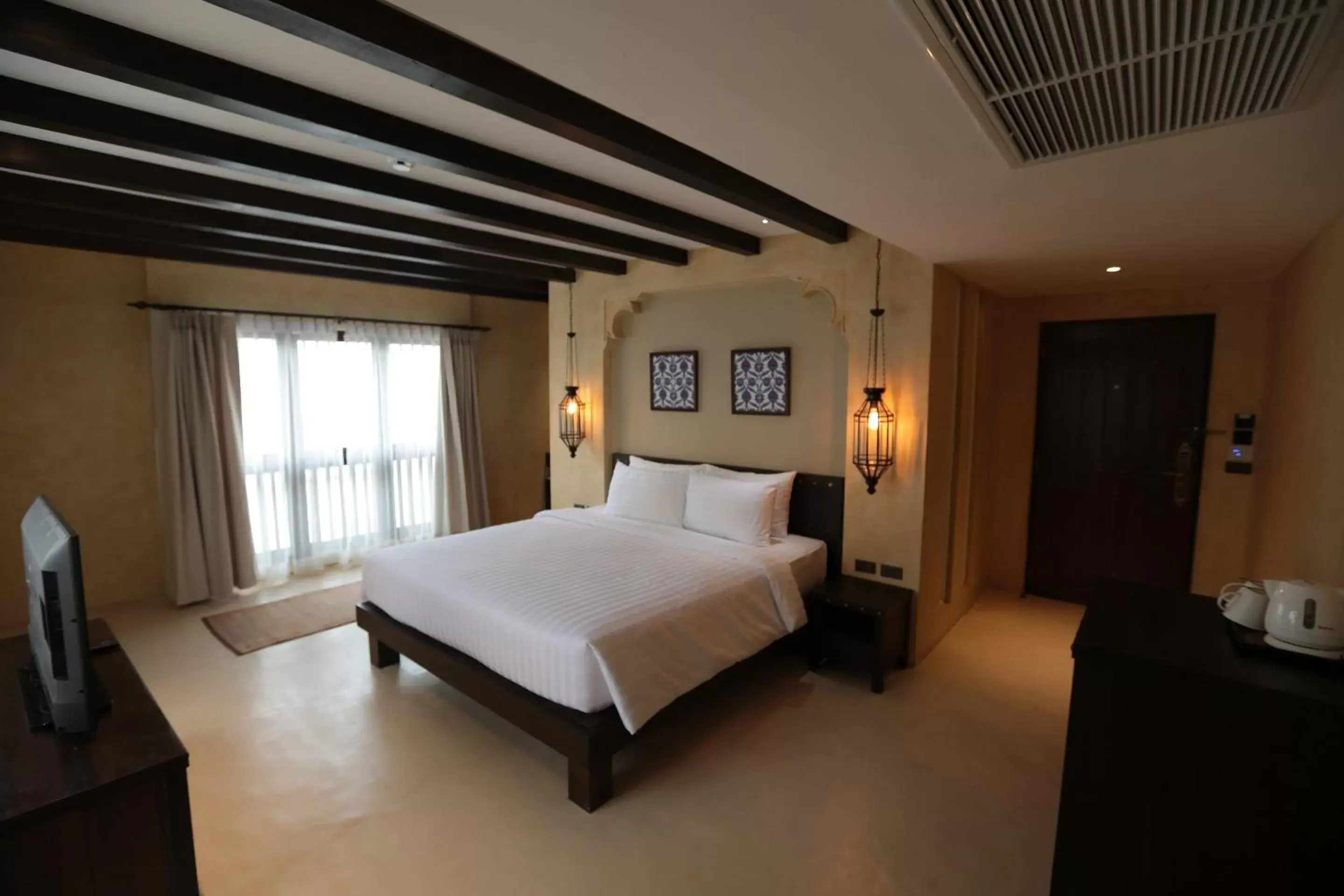 Bedroom, Bed in Dewan Bangkok - SHA Certified