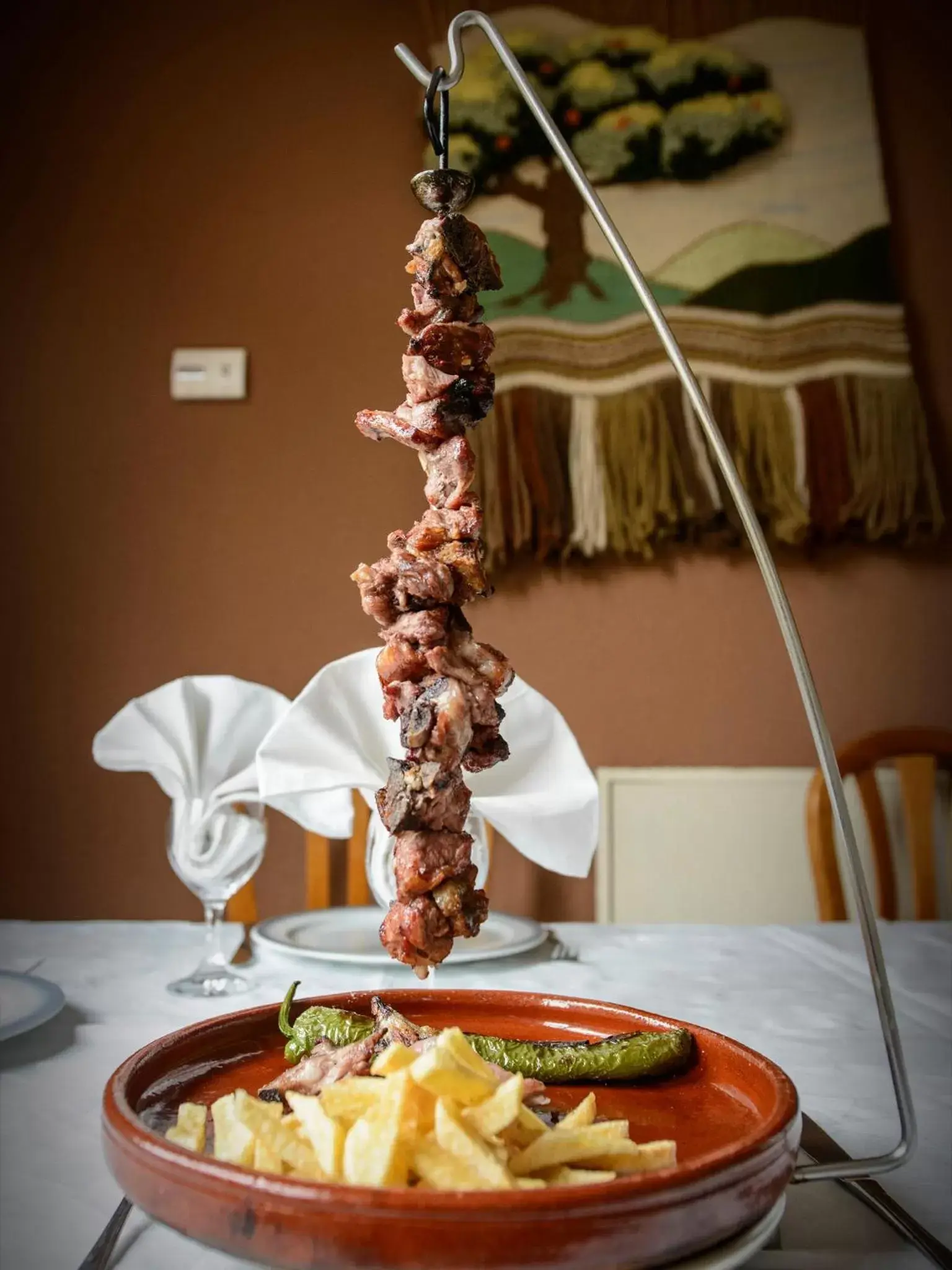 Restaurant/places to eat in Tierra de la Reina