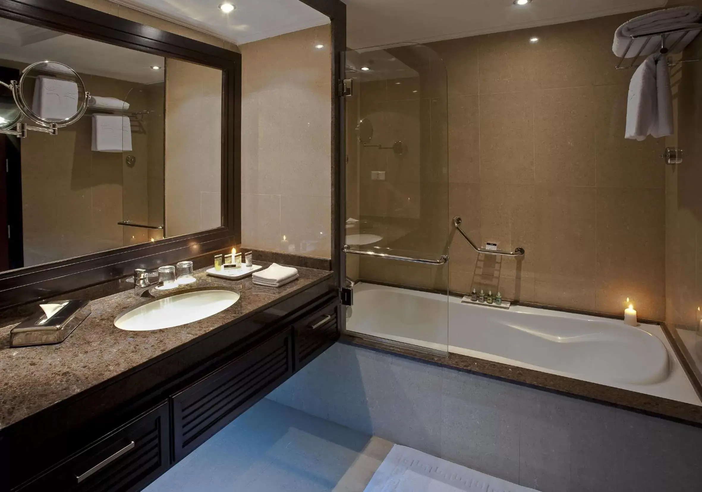 Bathroom in Stella Di Mare Beach Hotel & Spa