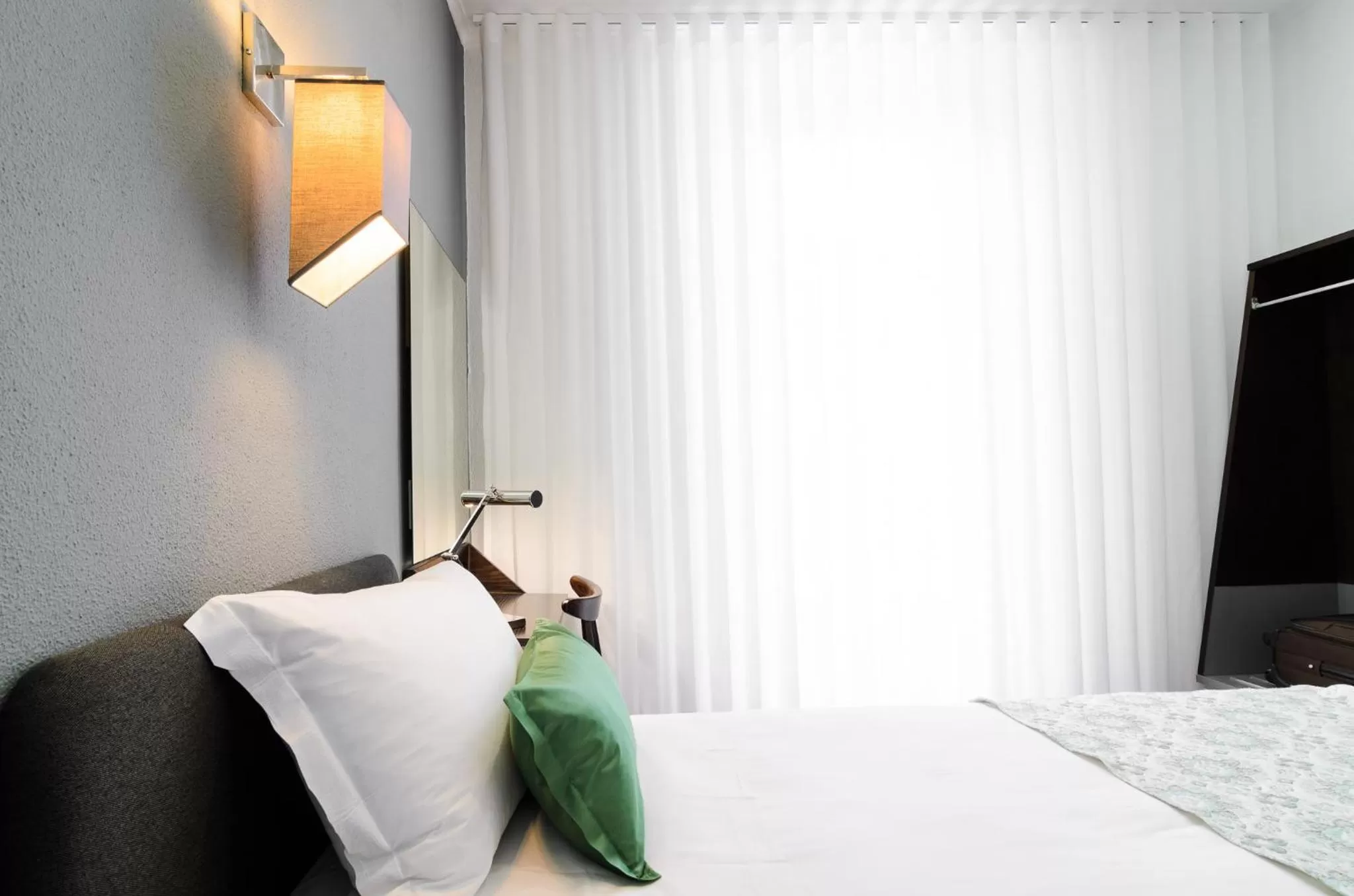 Bed in Hotel Portuense Lisboa