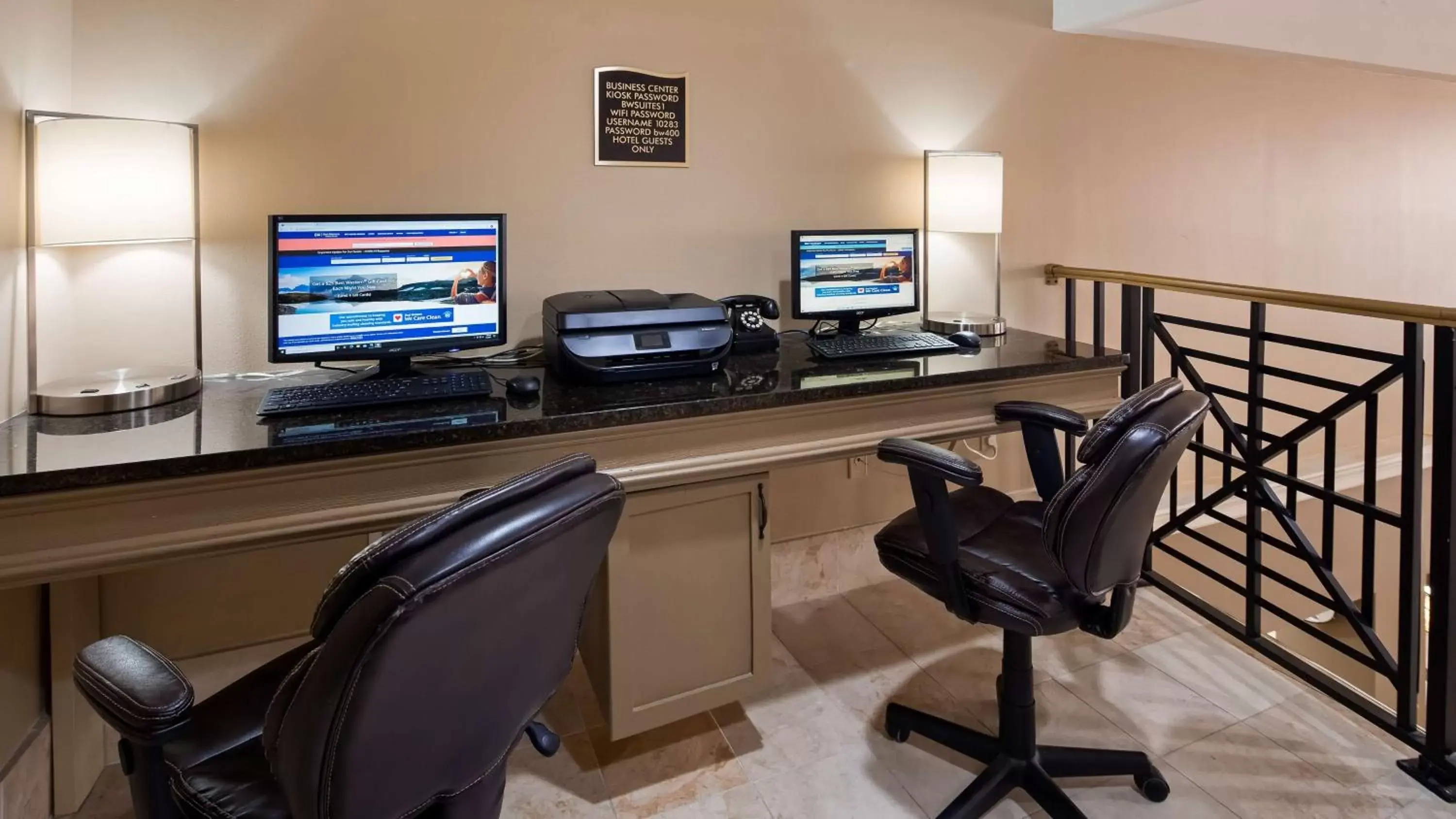 Business facilities, Business Area/Conference Room in Best Western Plus Ambassador Suites