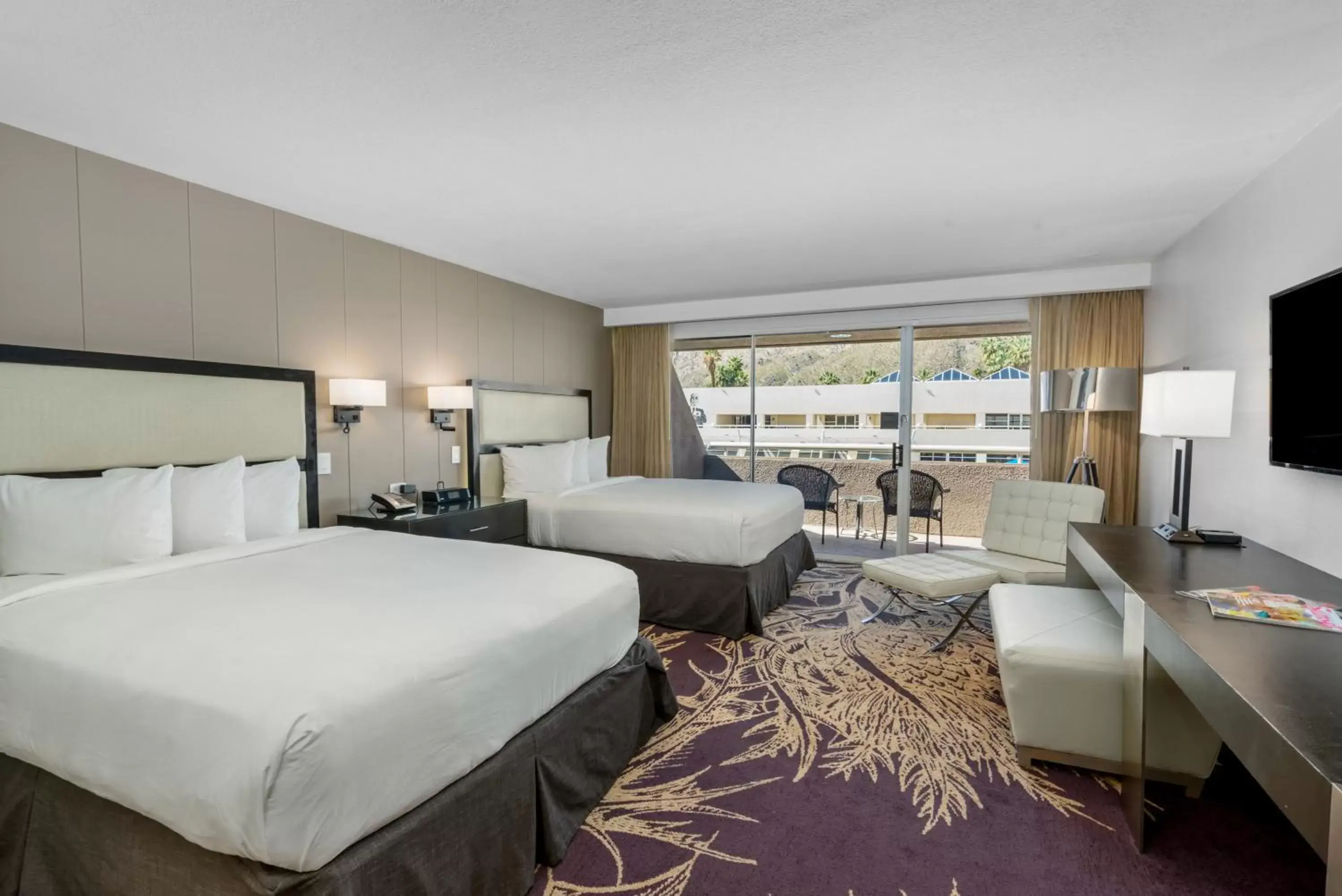 Deluxe Queen Room with Two Queen Beds in Hotel Zoso Deluxe Queen Room with Two Queen Beds in Hotel Zoso