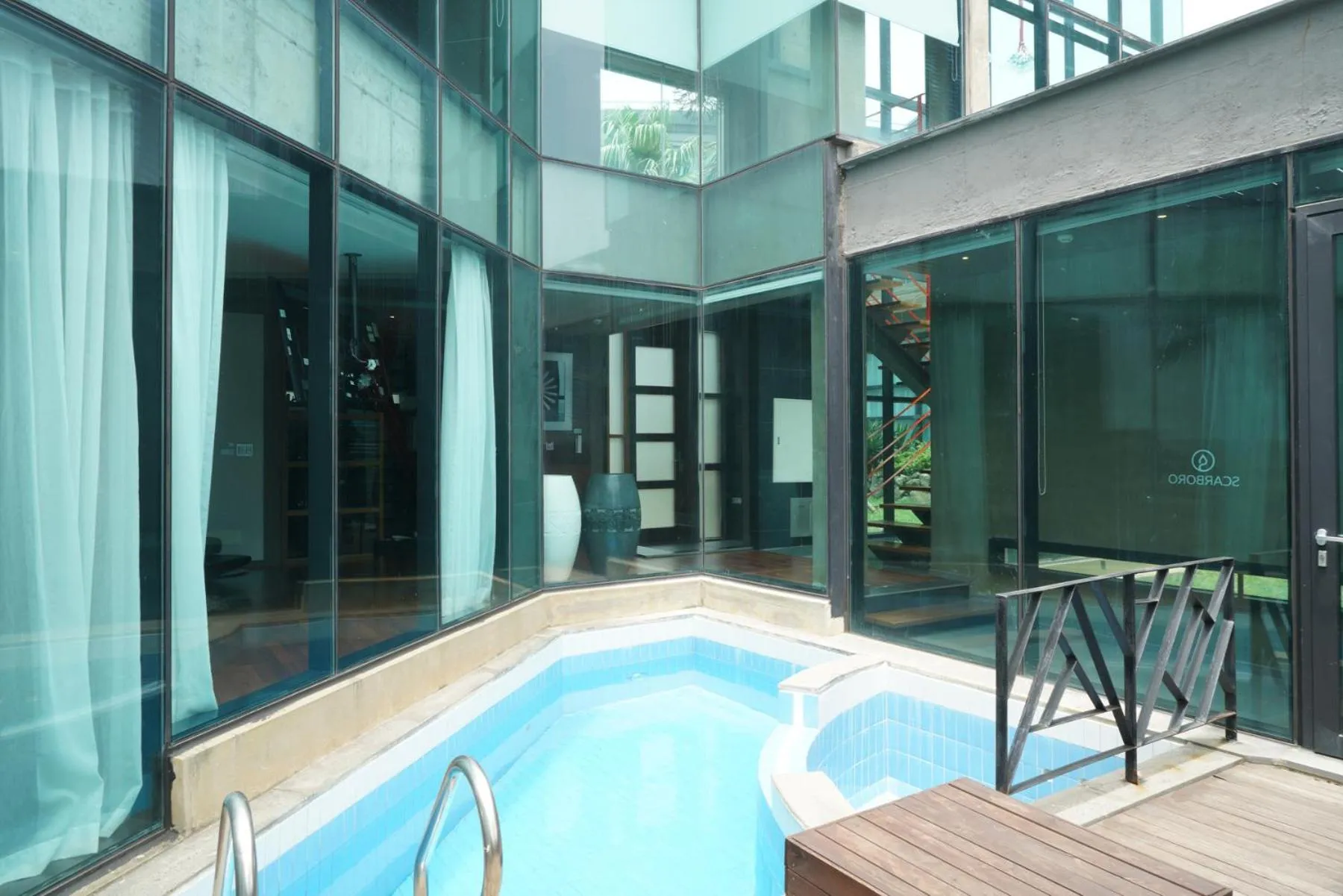 Swimming Pool in Jeju Hotel Scarboro