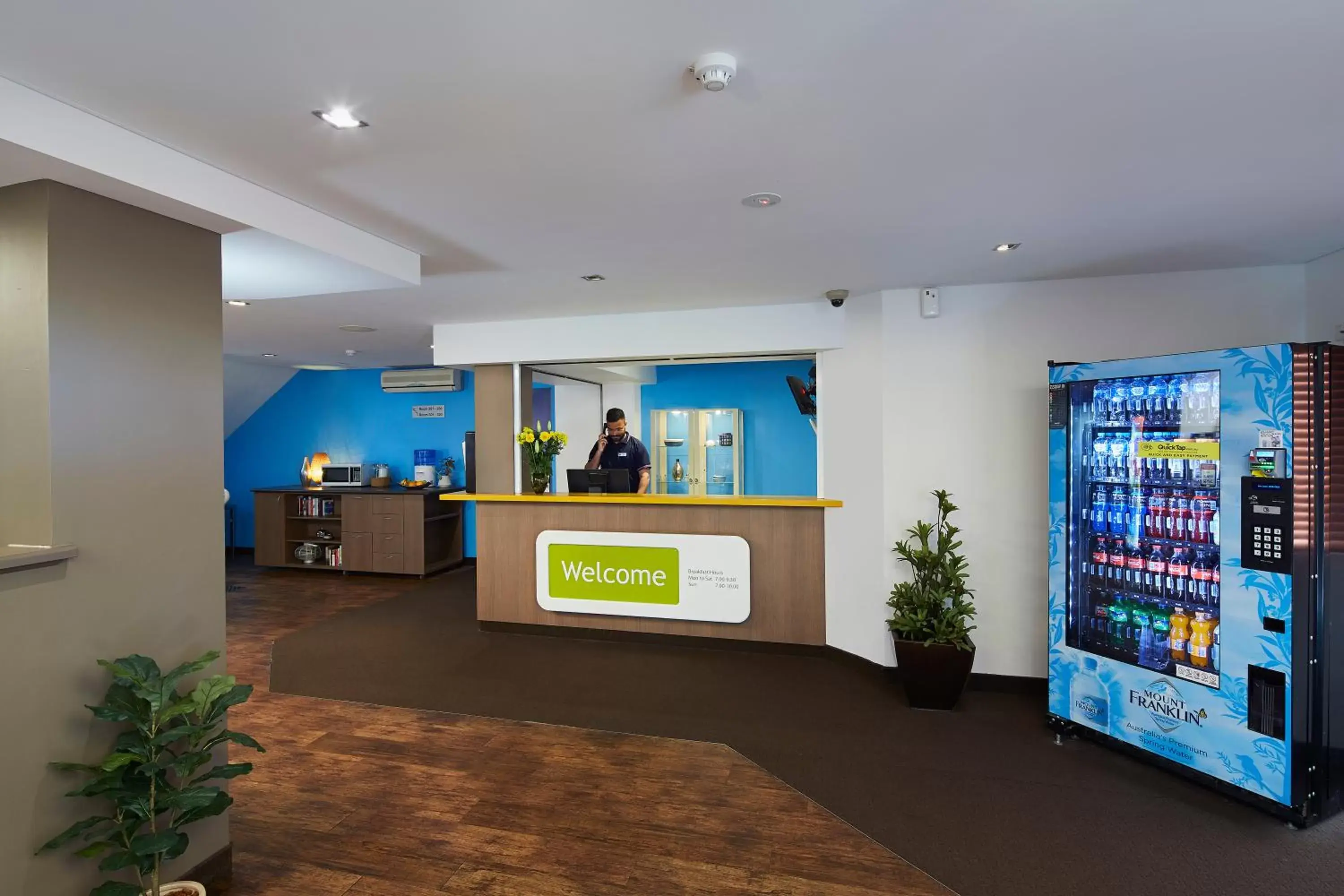 Lobby or reception in ibis Budget Perth Airport