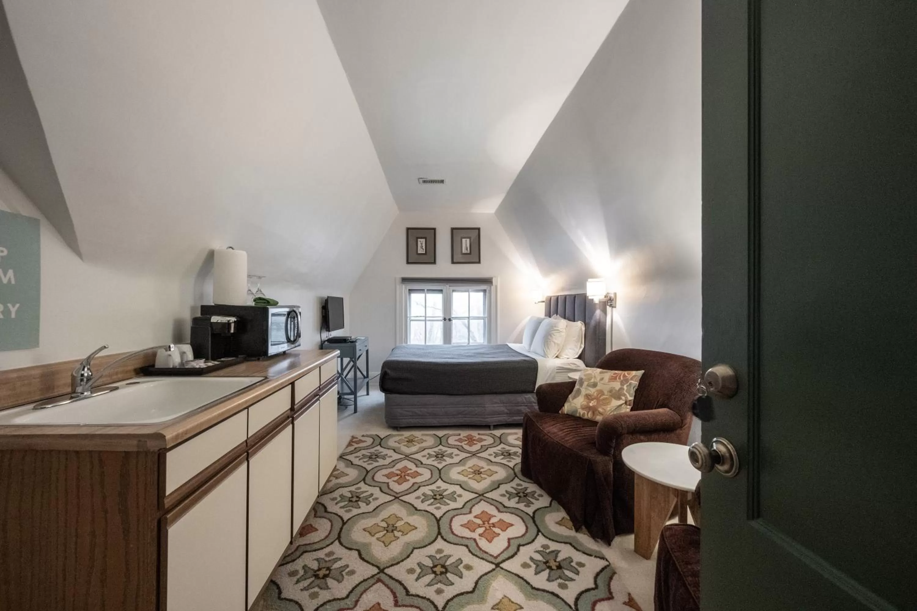 Kitchen or kitchenette in Stone Soup Inn