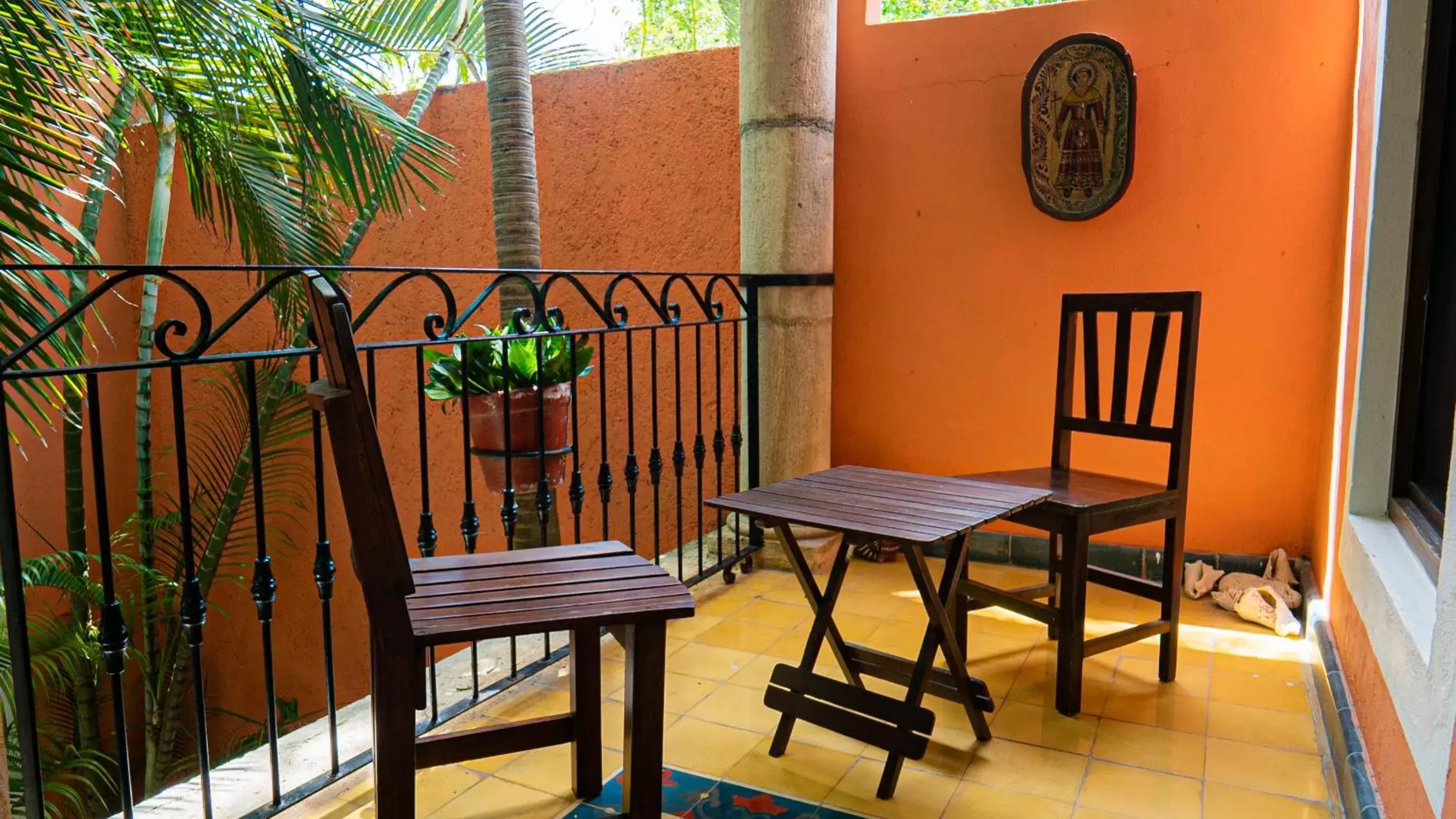 Garden view, Balcony/Terrace in Hotel Casa de las Flores