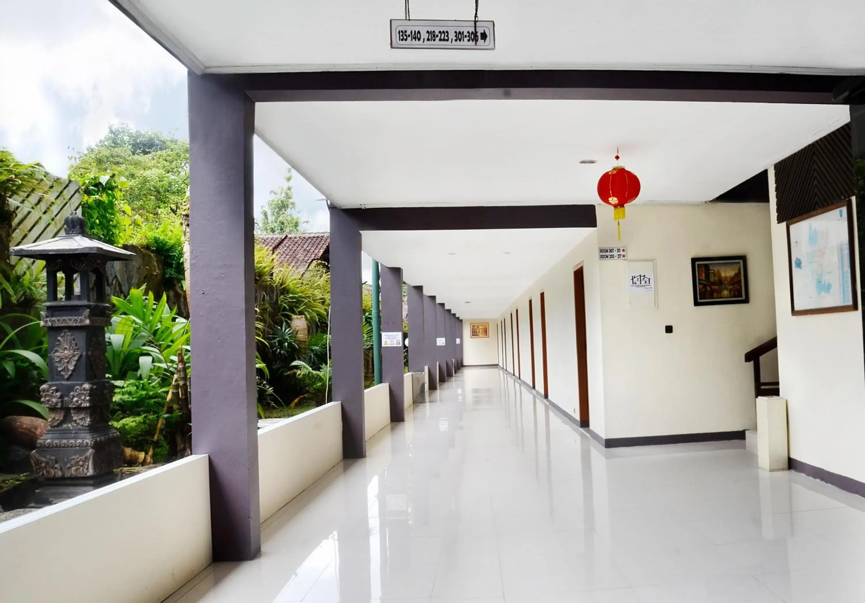 Property building, Balcony/Terrace in Hotel Permata Hijau Sukabumi