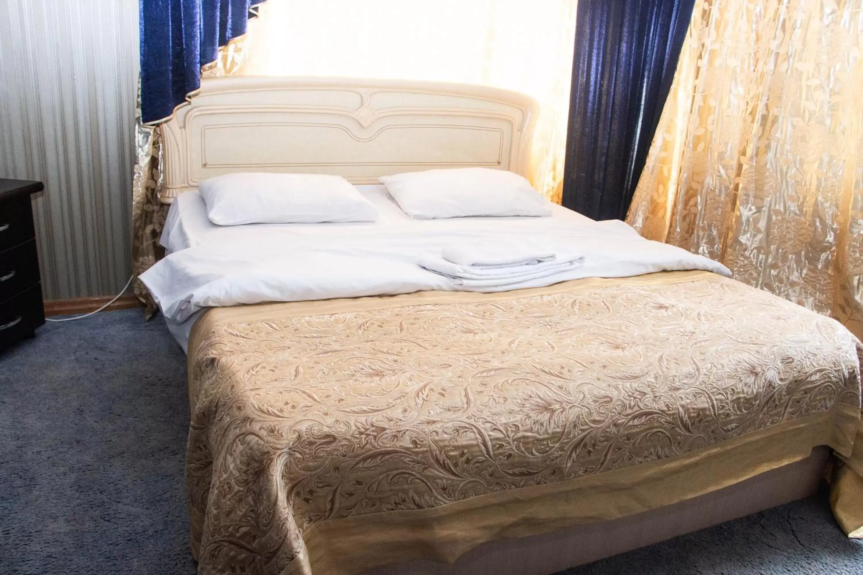 Bed in Hotel EZIO Bed in Hotel EZIO