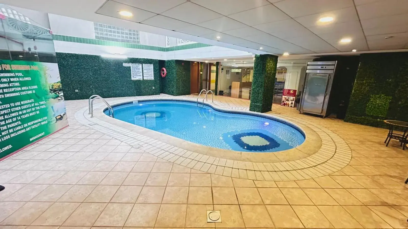 Swimming pool in Queens Hotel Next Sabkha Bus Station Swimming pool in Queens Hotel Next Sabkha Bus Station