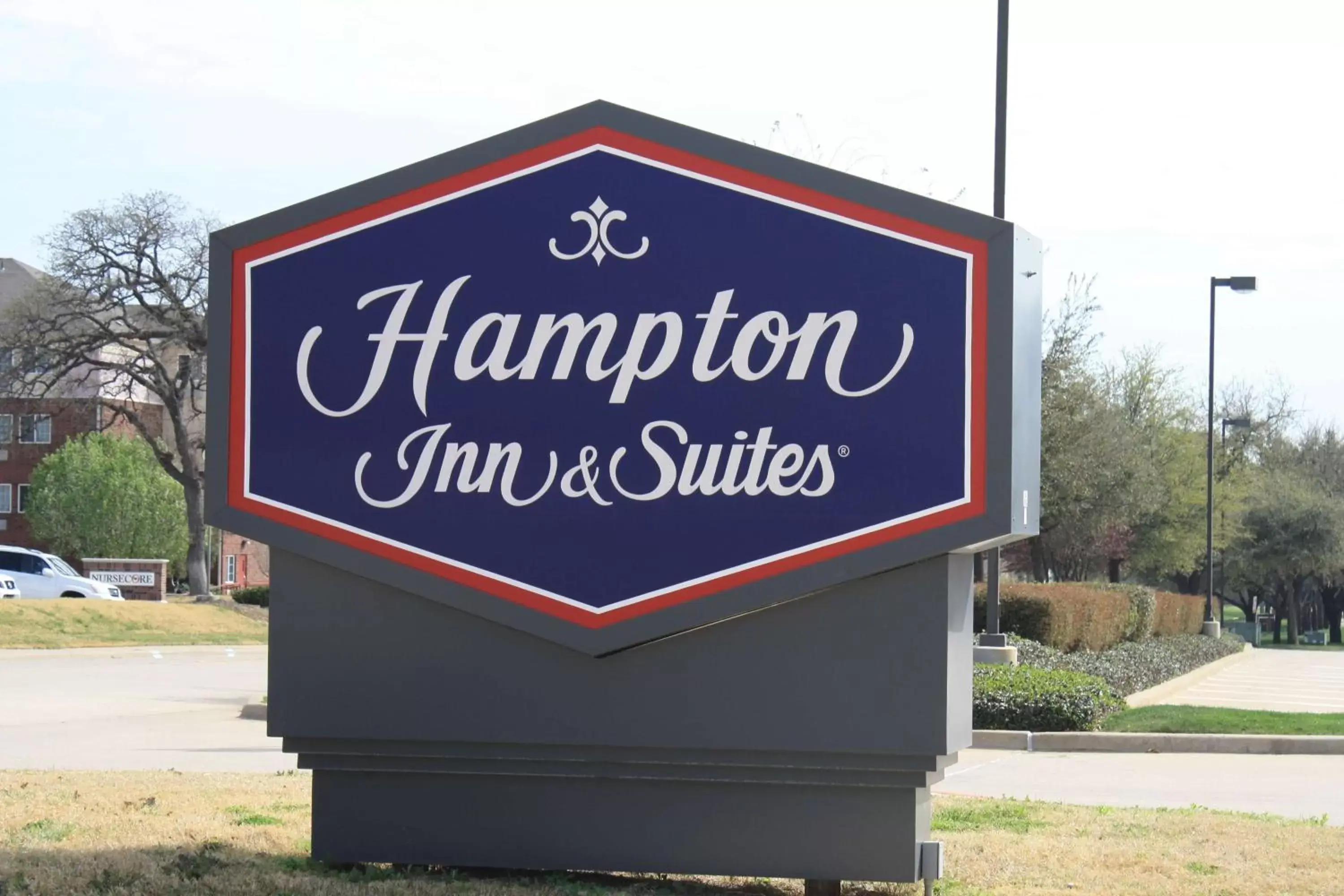 Property building, Property Logo/Sign in Hampton Inn & Suites Dallas-Arlington North-Entertainment District