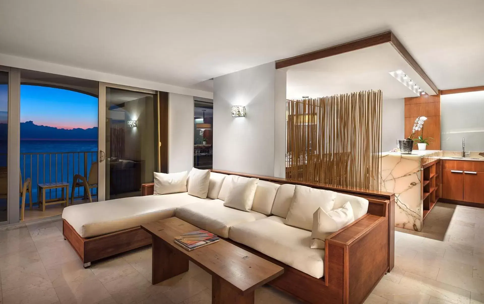 Living room, Seating Area in Costa d'Este Beach Resort & Spa