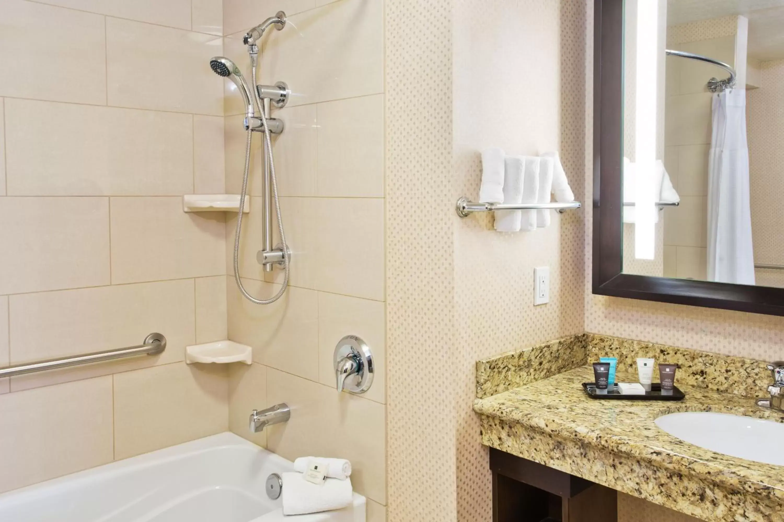 Bedroom, Bathroom in Crowne Plaza Anchorage-Midtown, an IHG Hotel
