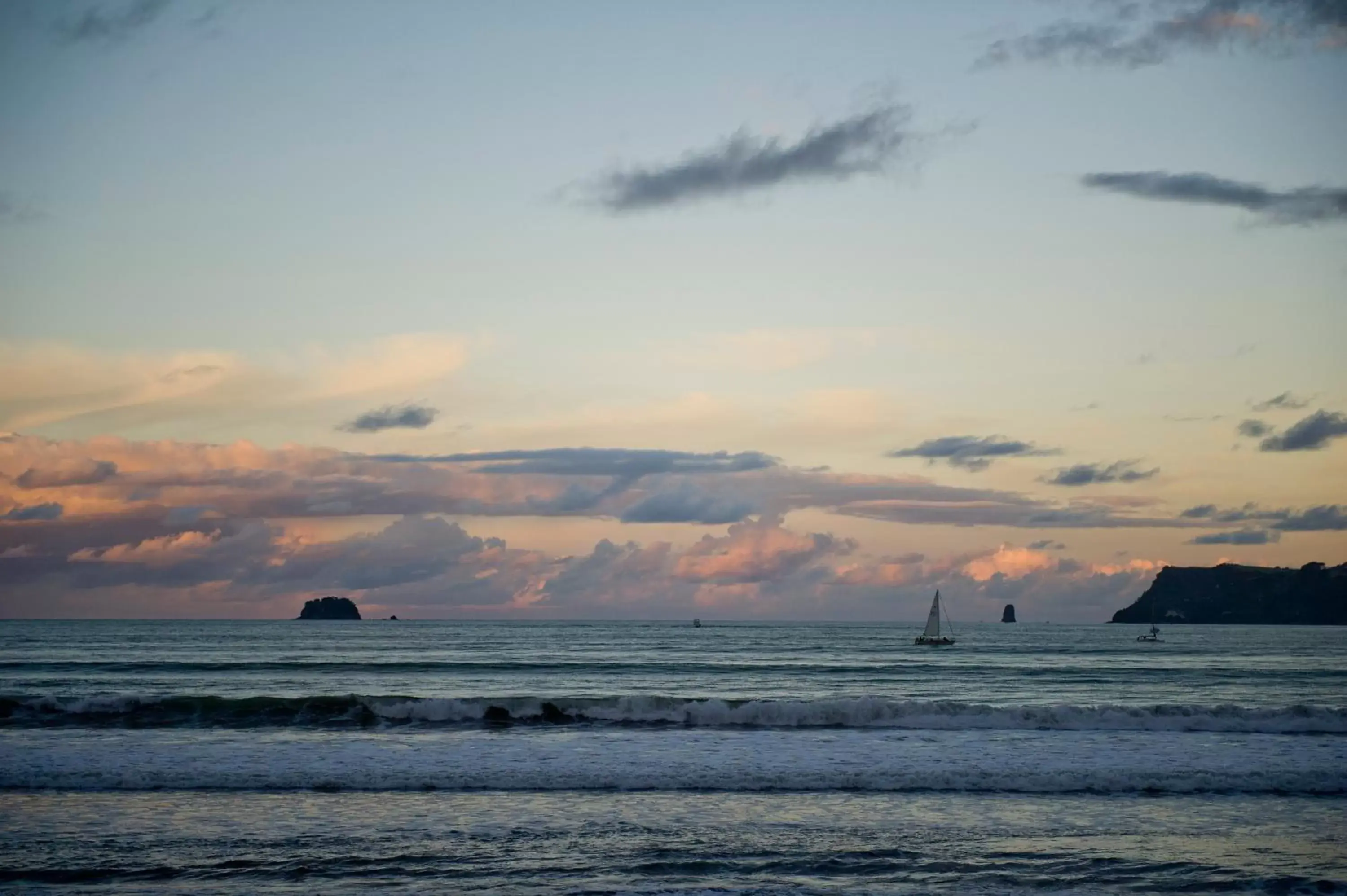 Day, Sunrise/Sunset in The Oceanside Motel