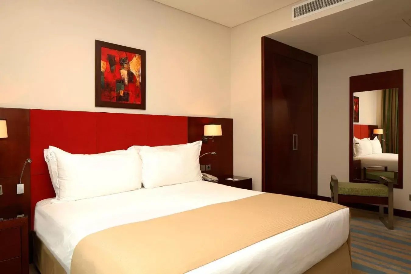 Bed in Holiday Inn Olaya, an IHG Hotel