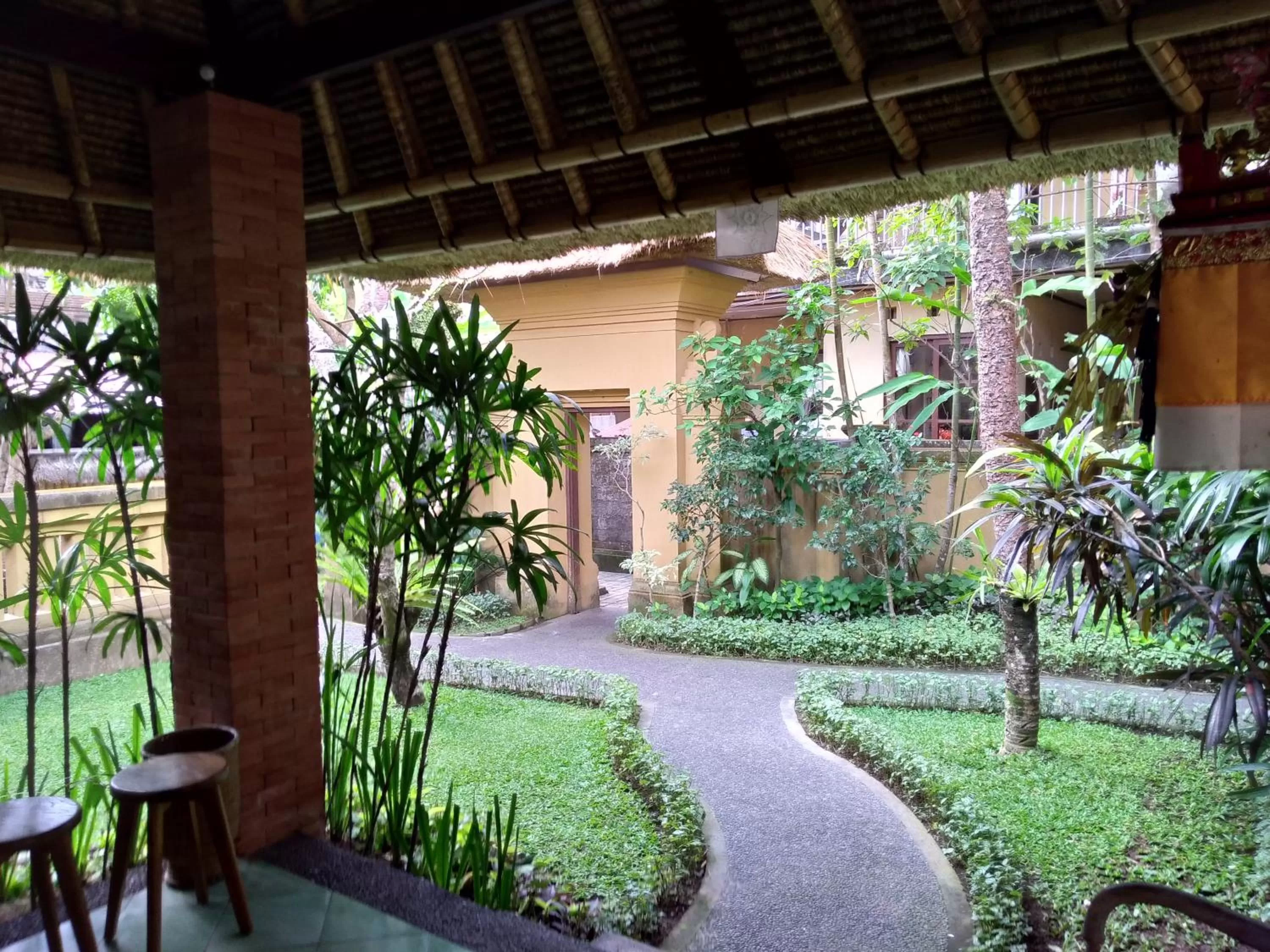 Ubud Lestari Bungalows