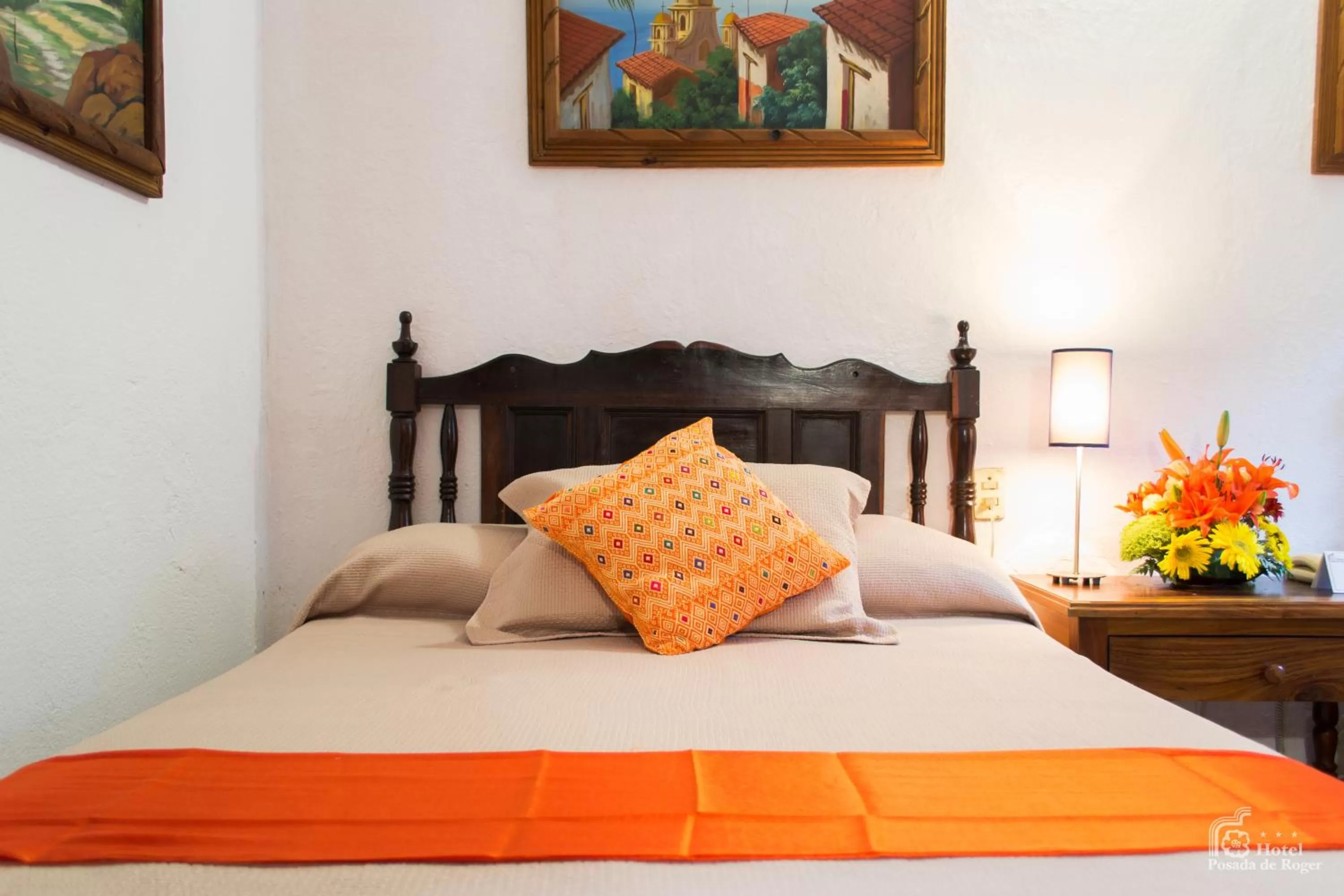 Bed in Hotel Posada De Roger - Near Los Muertos Beach