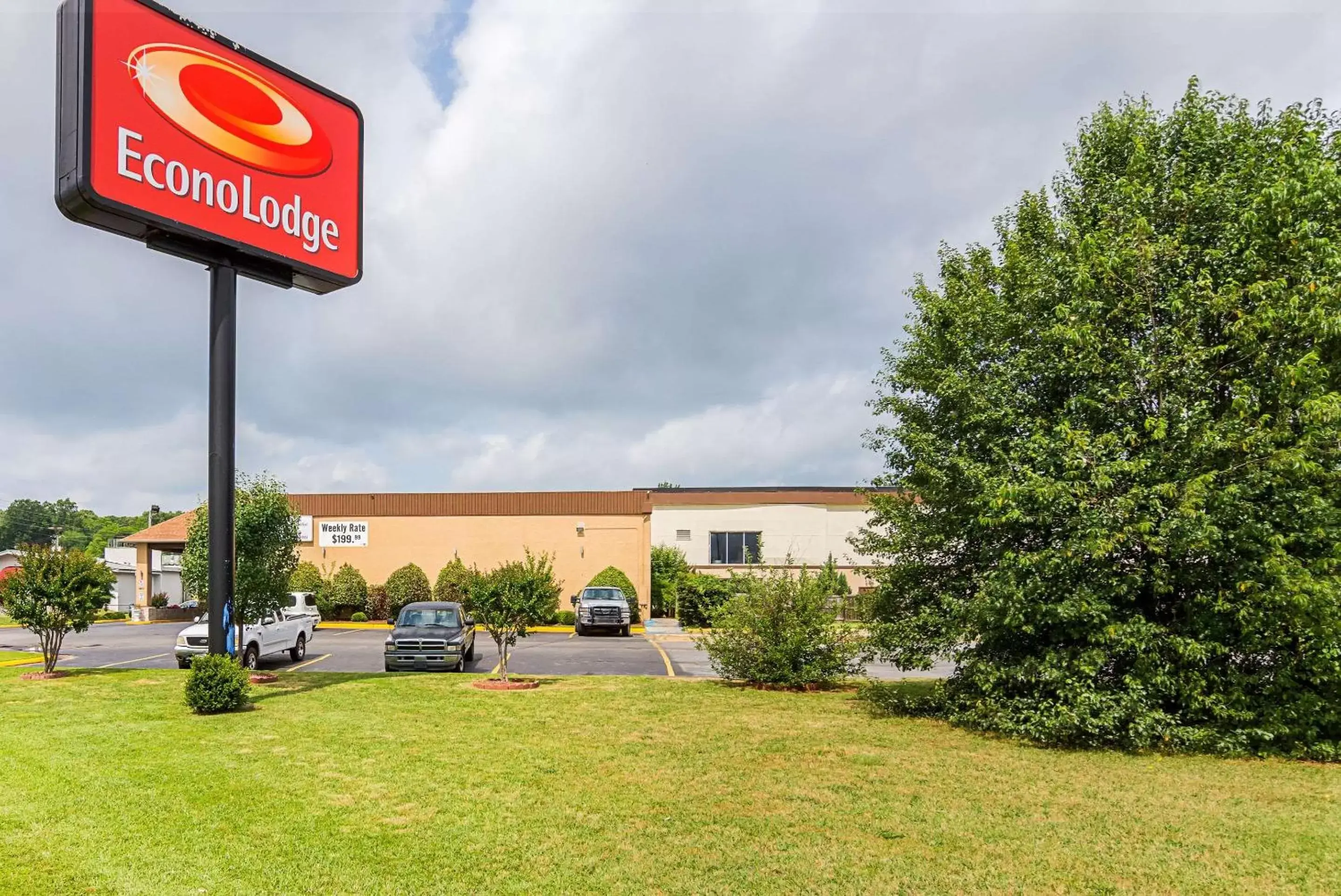 Property building in Econo Lodge Jacksonville near Little Rock Air Force Base