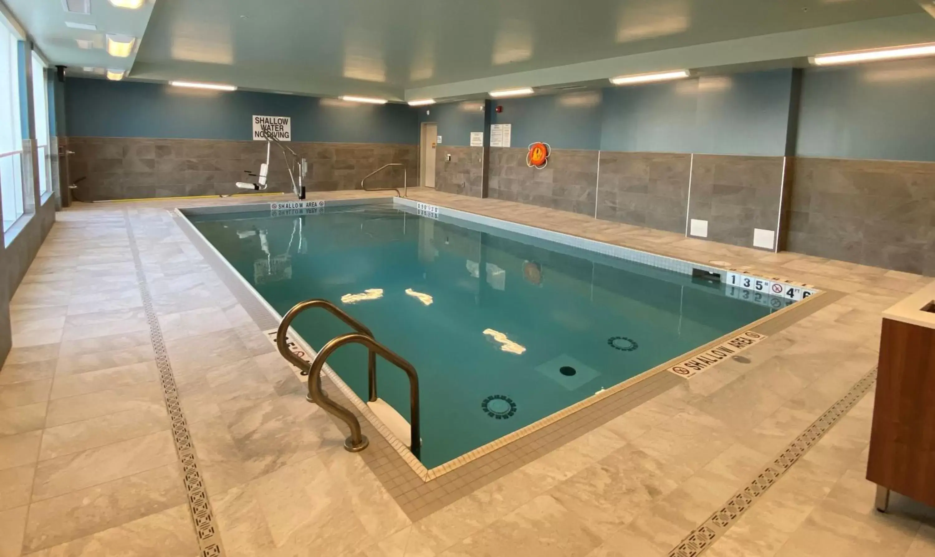 Swimming pool in Holiday Inn Express & Suites - Aurora, an IHG Hotel