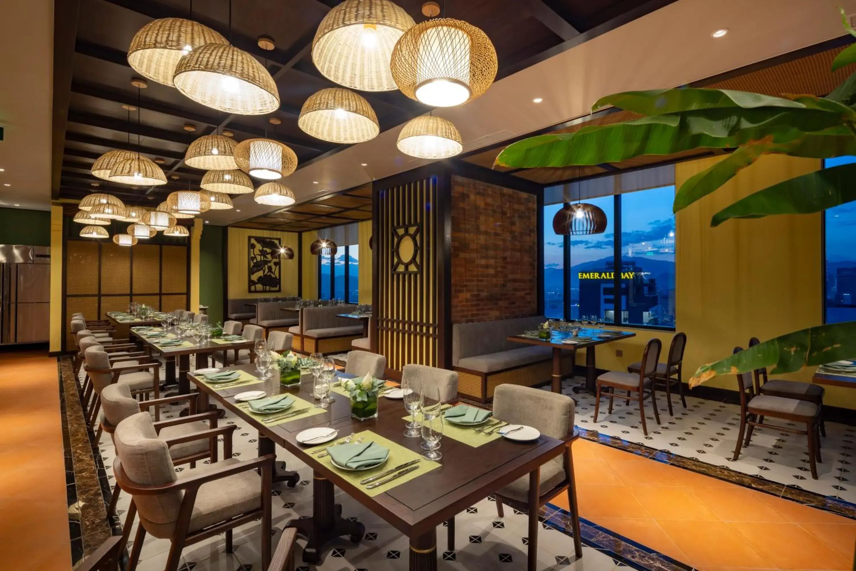 Restaurant/Places to Eat in Best Western Premier Marvella Nha Trang