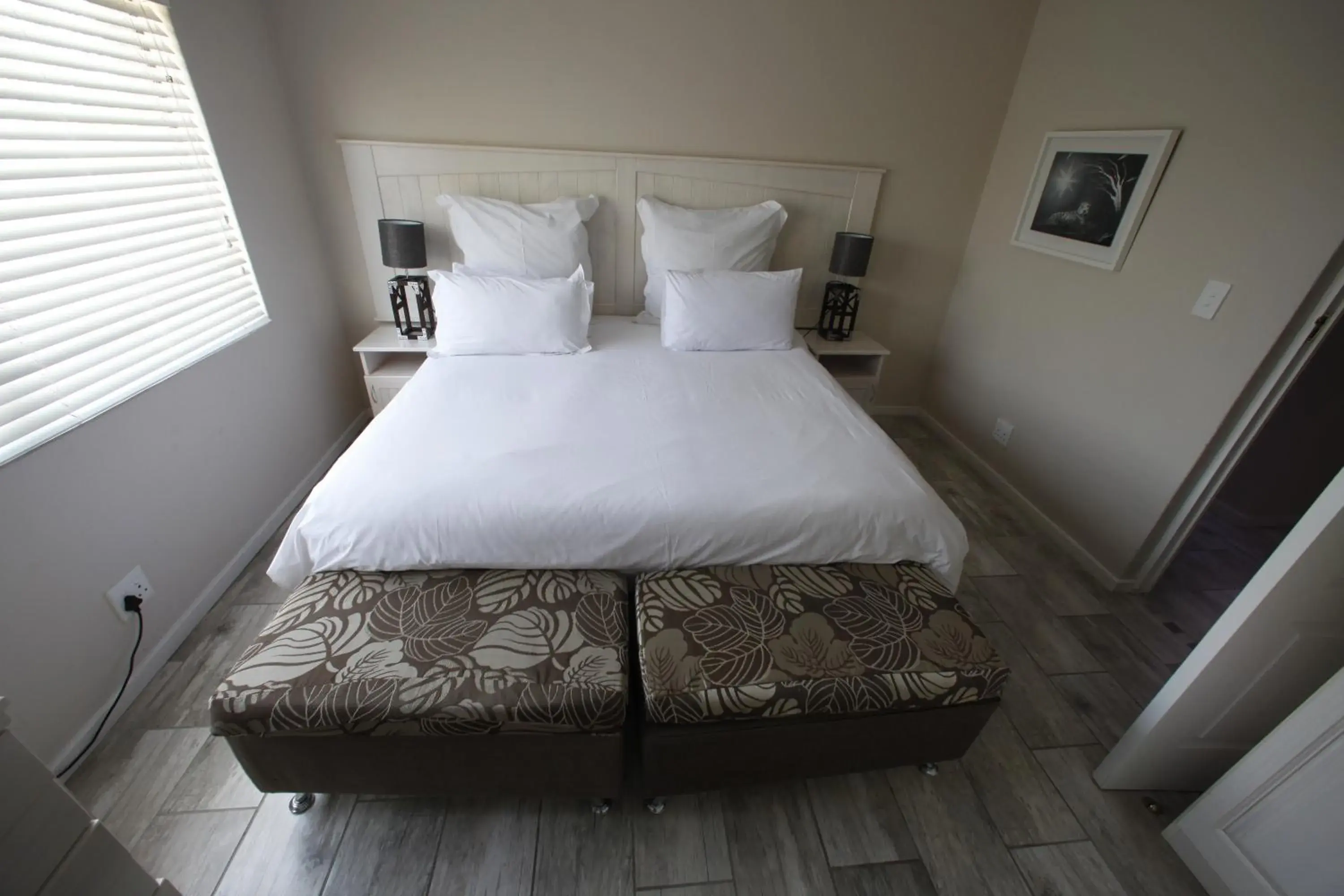 Bedroom, Bed in Midrand Conference Centre