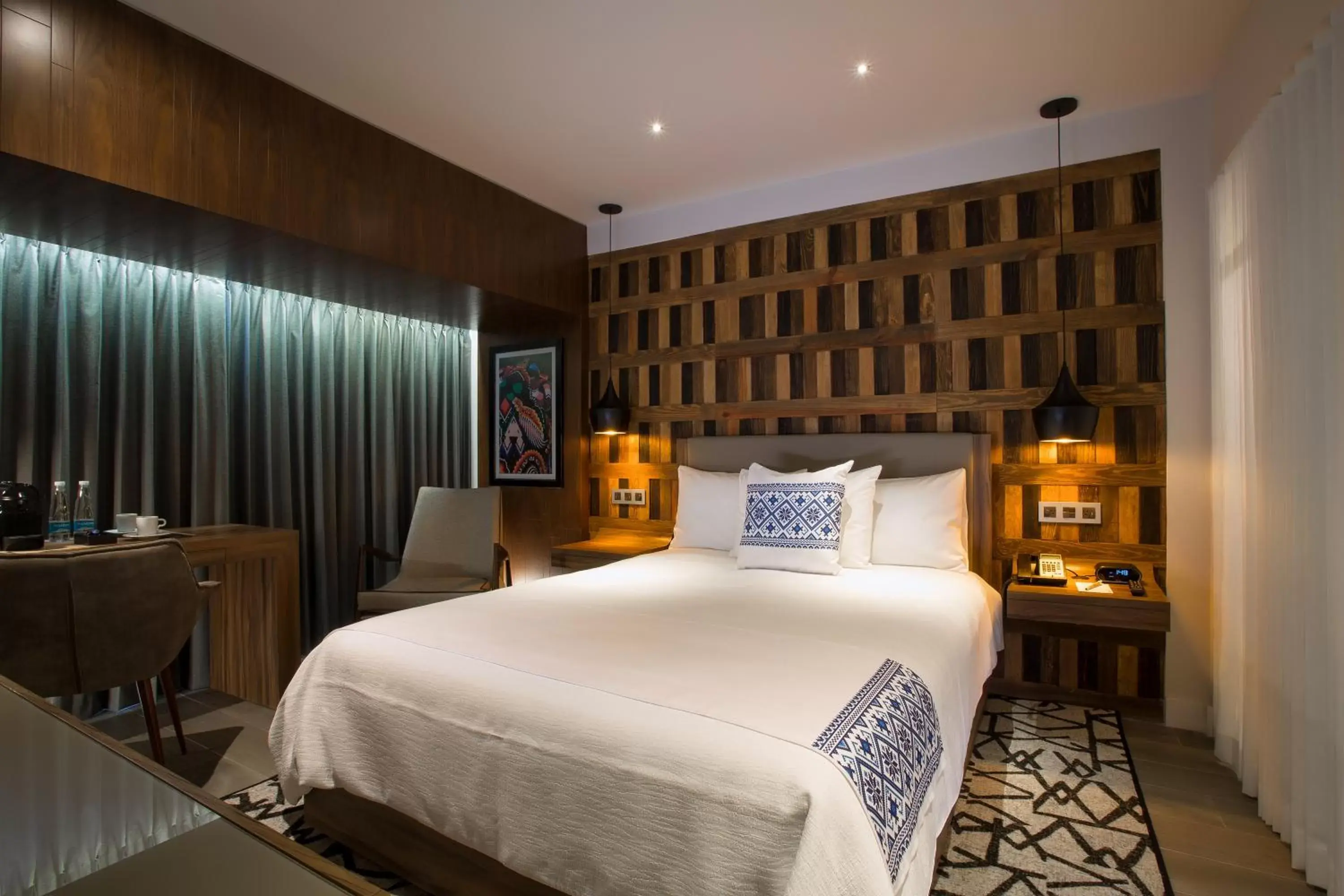 Bed in Hotel Indigo Guadalajara Expo by IHG Bed in Hotel Indigo Guadalajara Expo by IHG