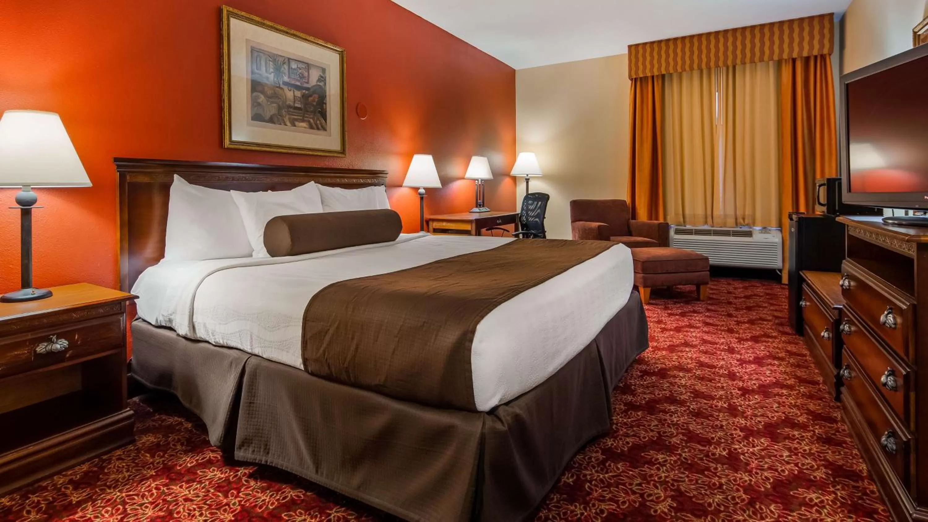 Photo of the whole room, Bed in Best Western Fort Lauderdale Airport Cruise Port