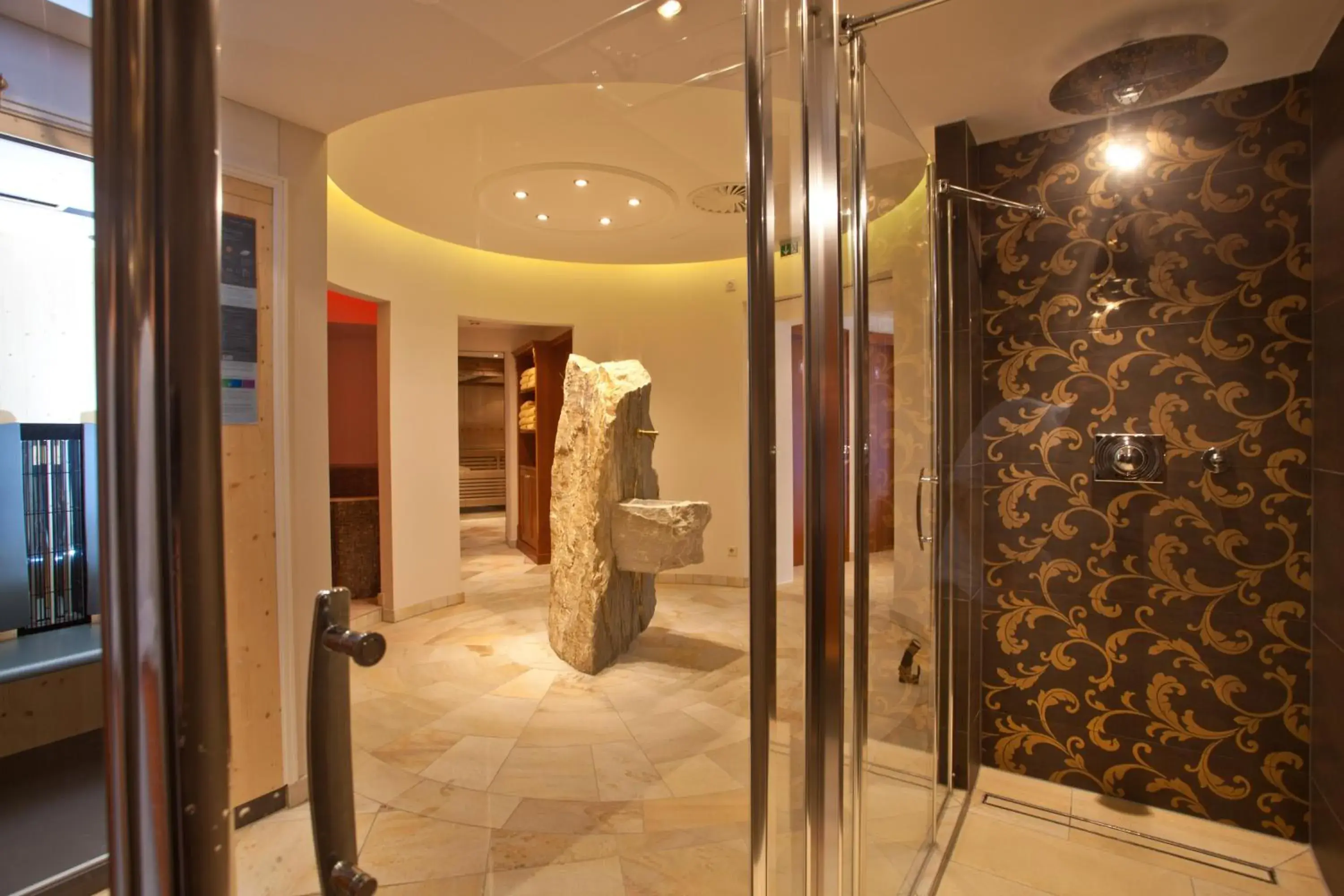 Spa and wellness centre/facilities, Bathroom in Hotel Berner