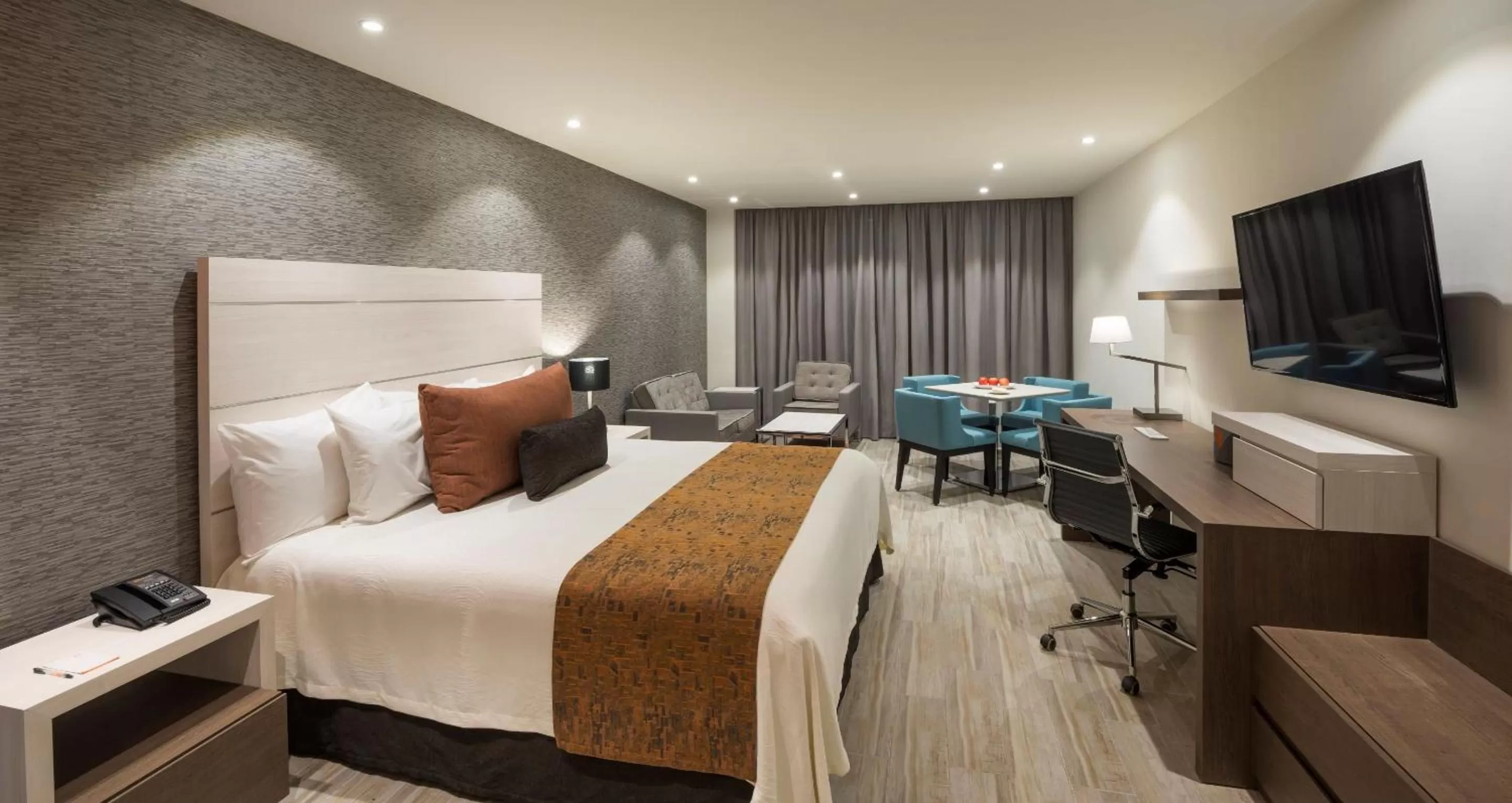 Bedroom, Bed in Real Inn Celaya