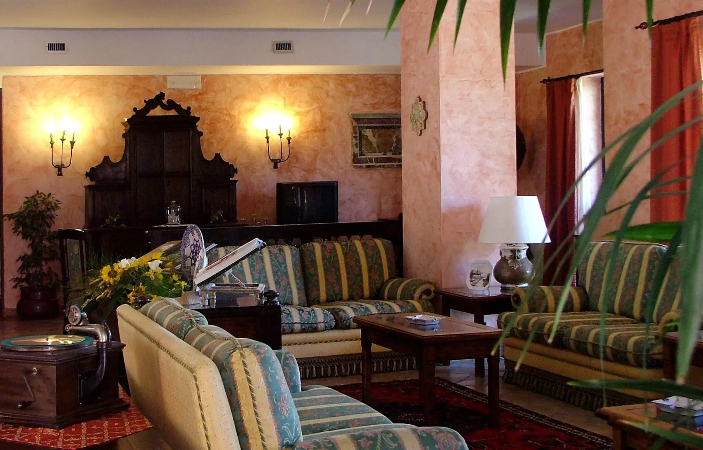 Lounge or bar, Lobby/Reception in Hotel Villa Sonia