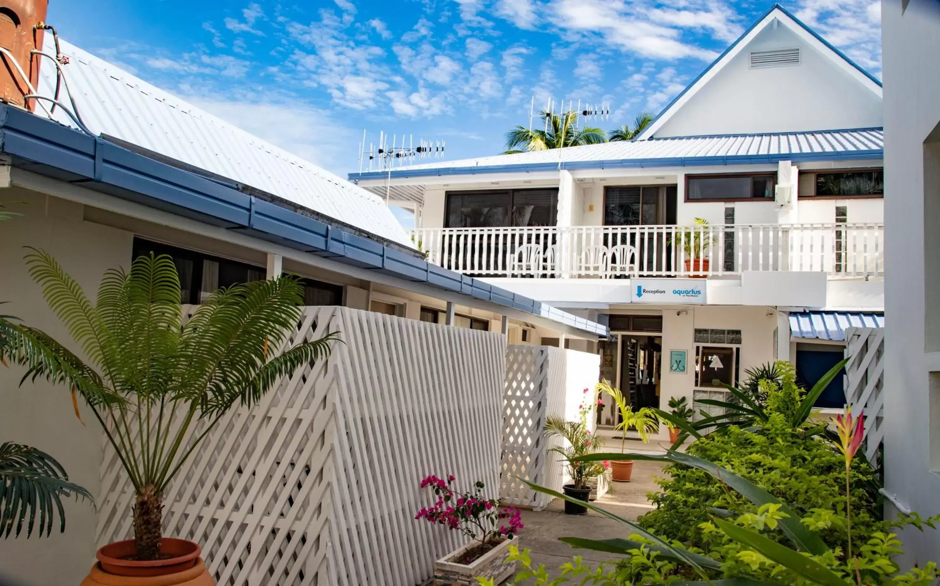 Property Building in Aquarius On The Beach