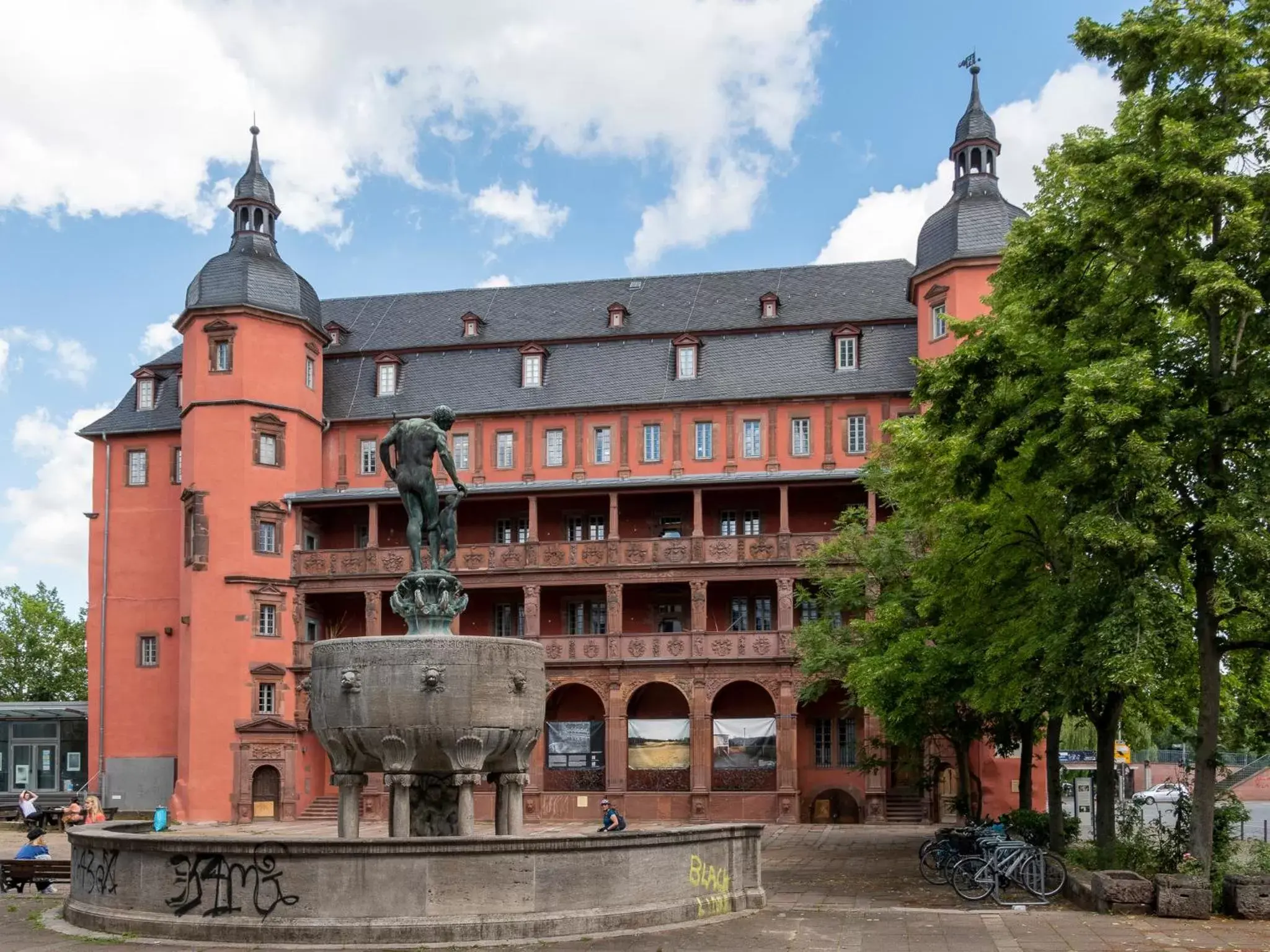 Nearby landmark, Property Building in Holiday Inn Express - Offenbach, an IHG Hotel